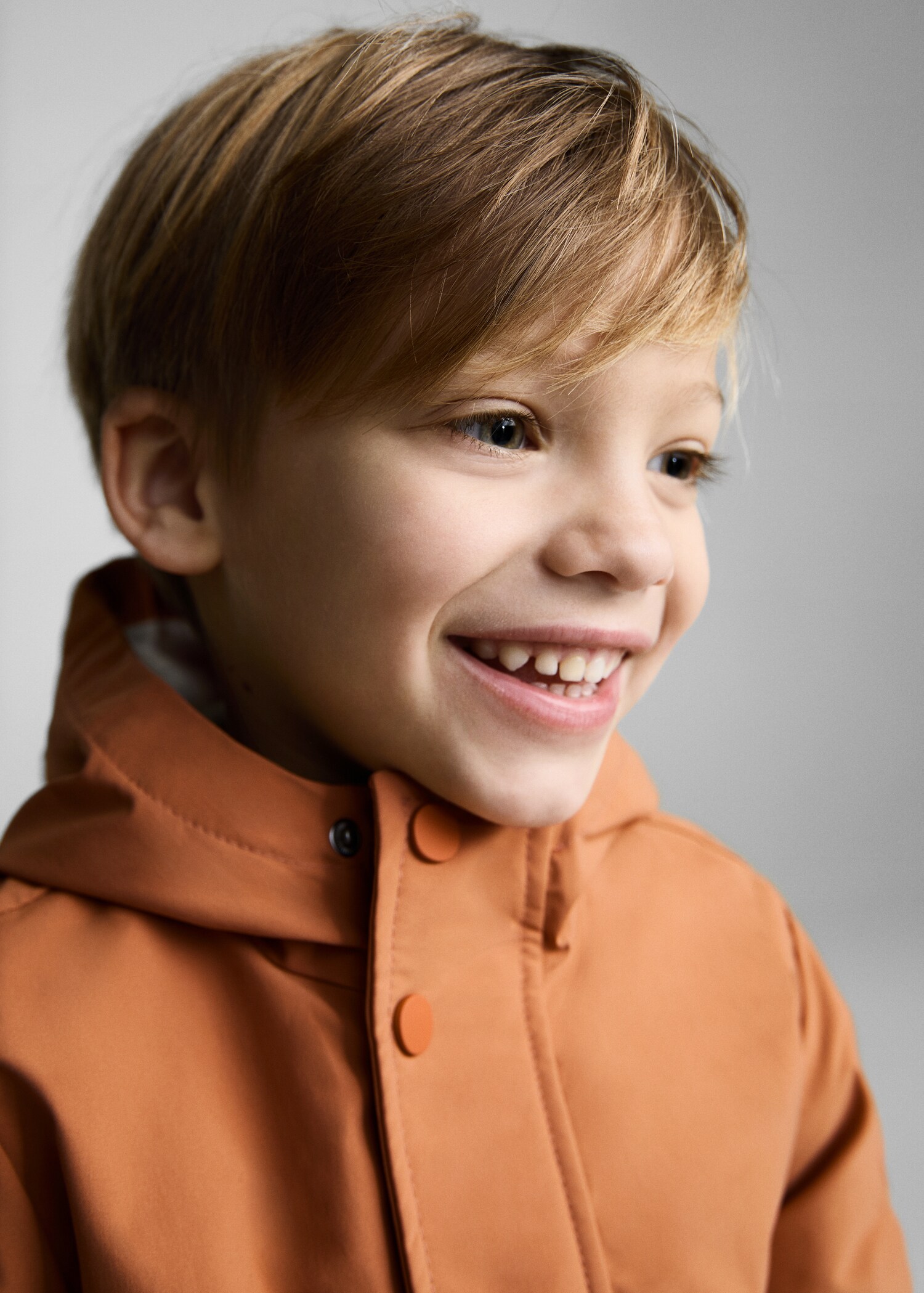 Hooded water-repellent parka - Details of the article 1