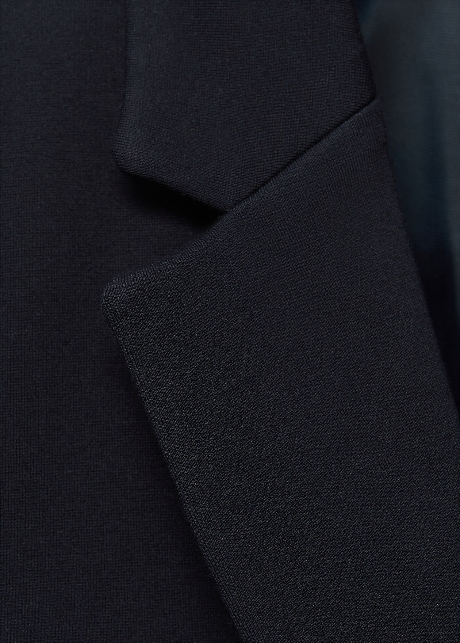 Suit blazer with flap pockets - Details of the article 0