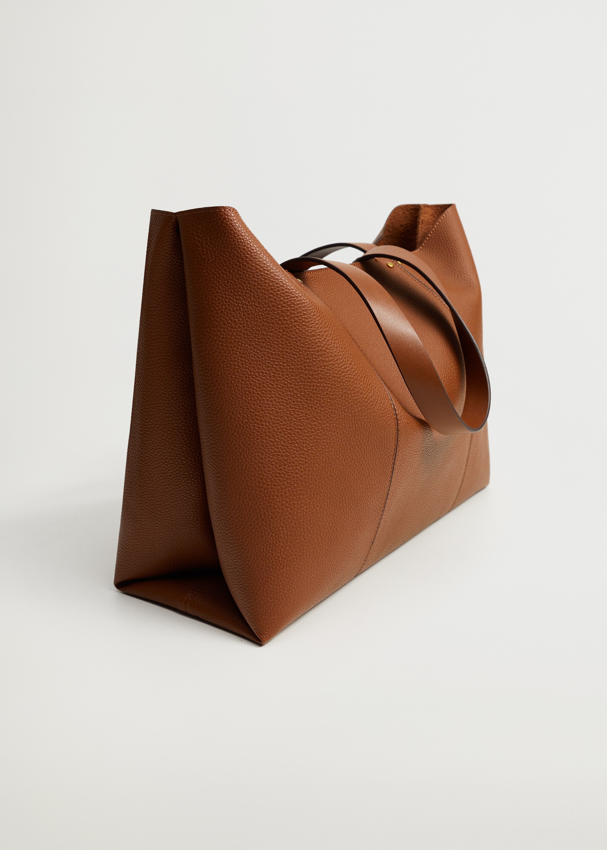 Bolso shopper costuras - Plano medio