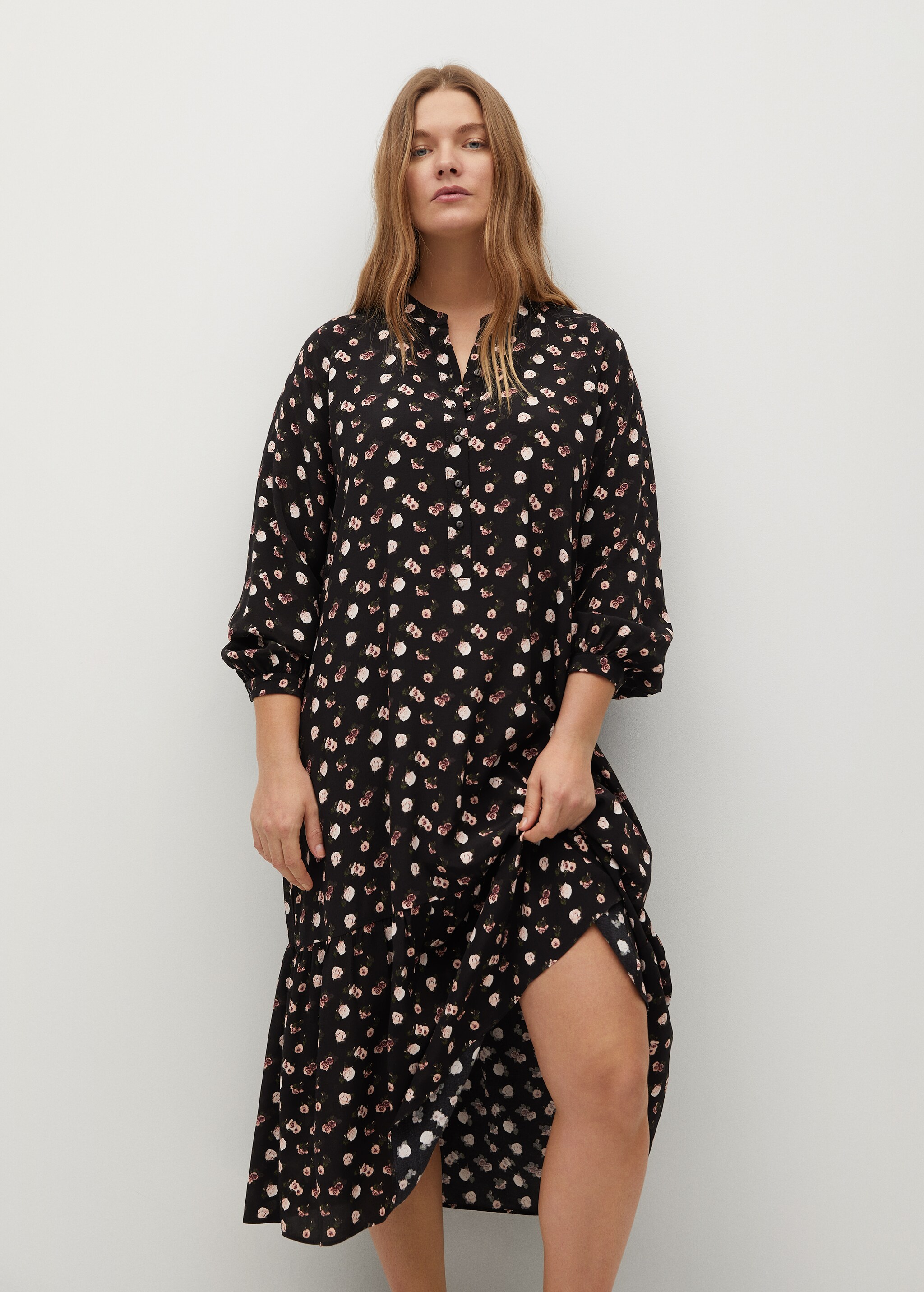 Vestido largo estampado - Plano medio