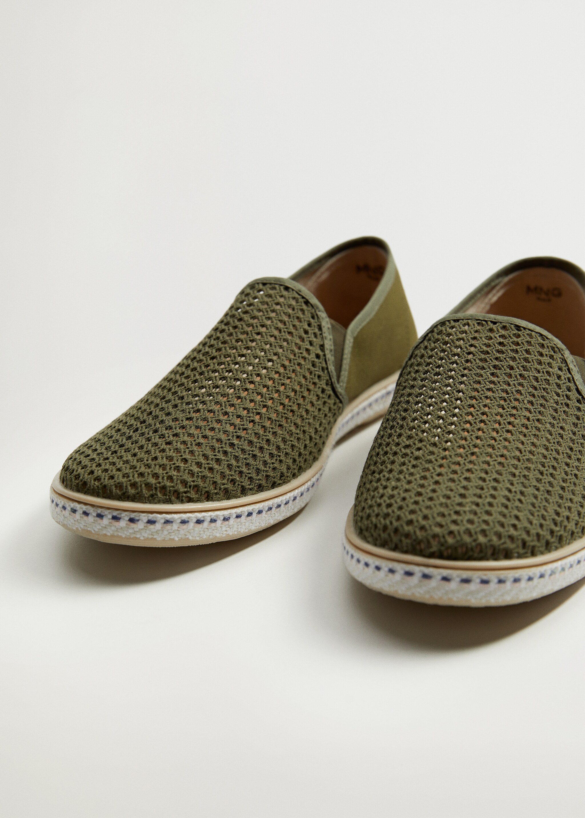 Mesh slip-on shoes - Details of the article 2