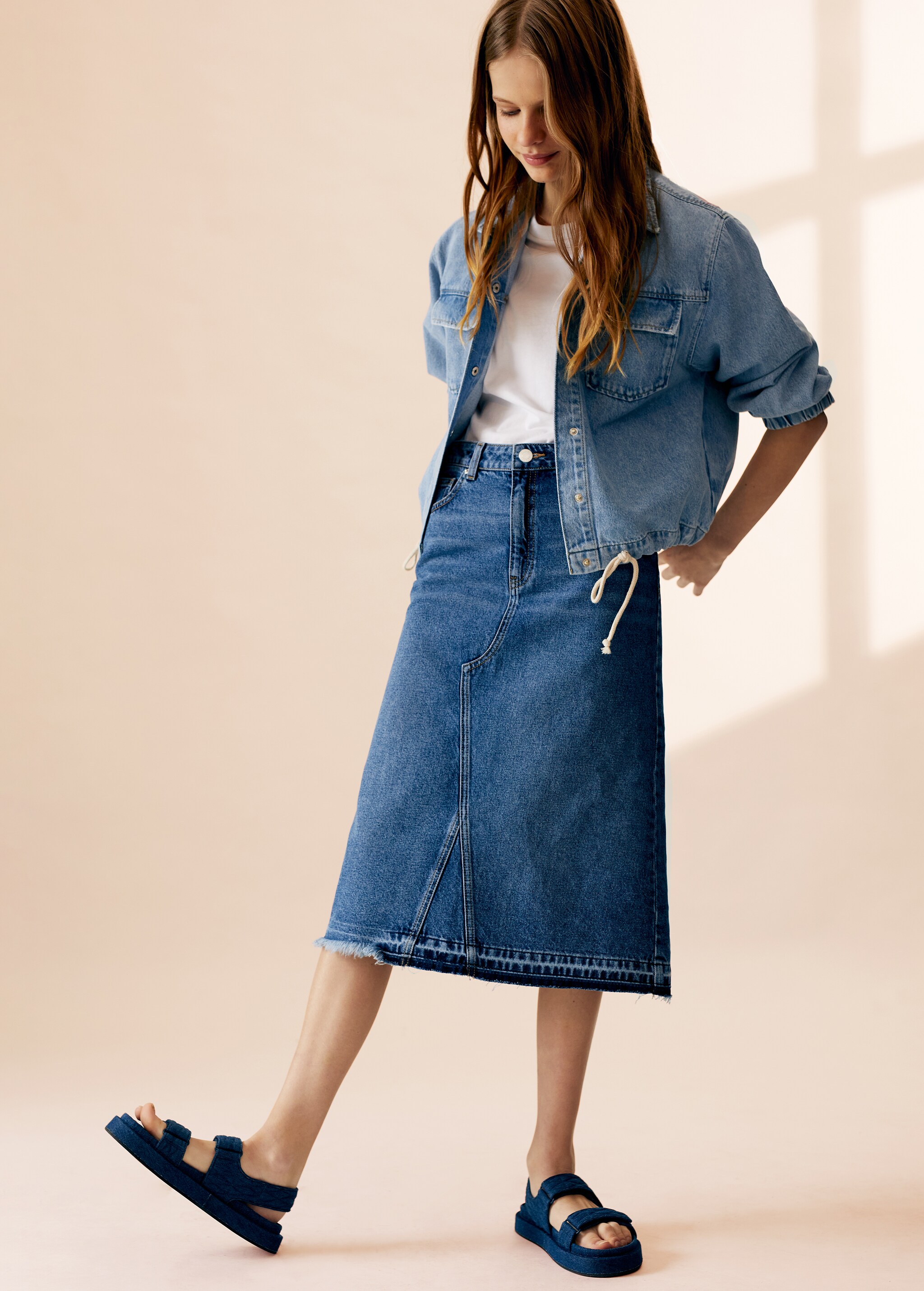 Falda denim terminaciones deshilachadas - Detalle del artículo 5