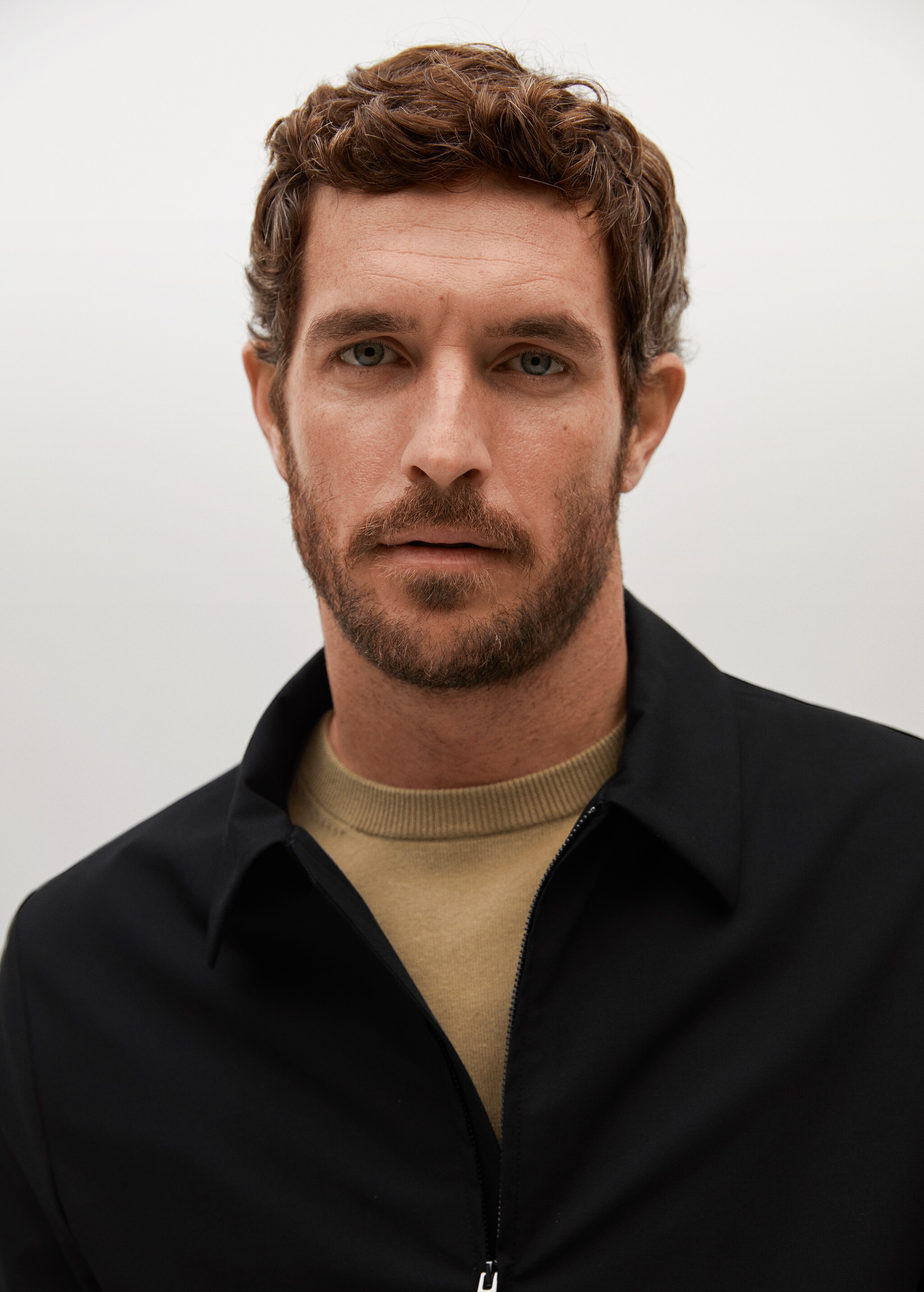 Lightweight zip-up jacket - Details of the article 2