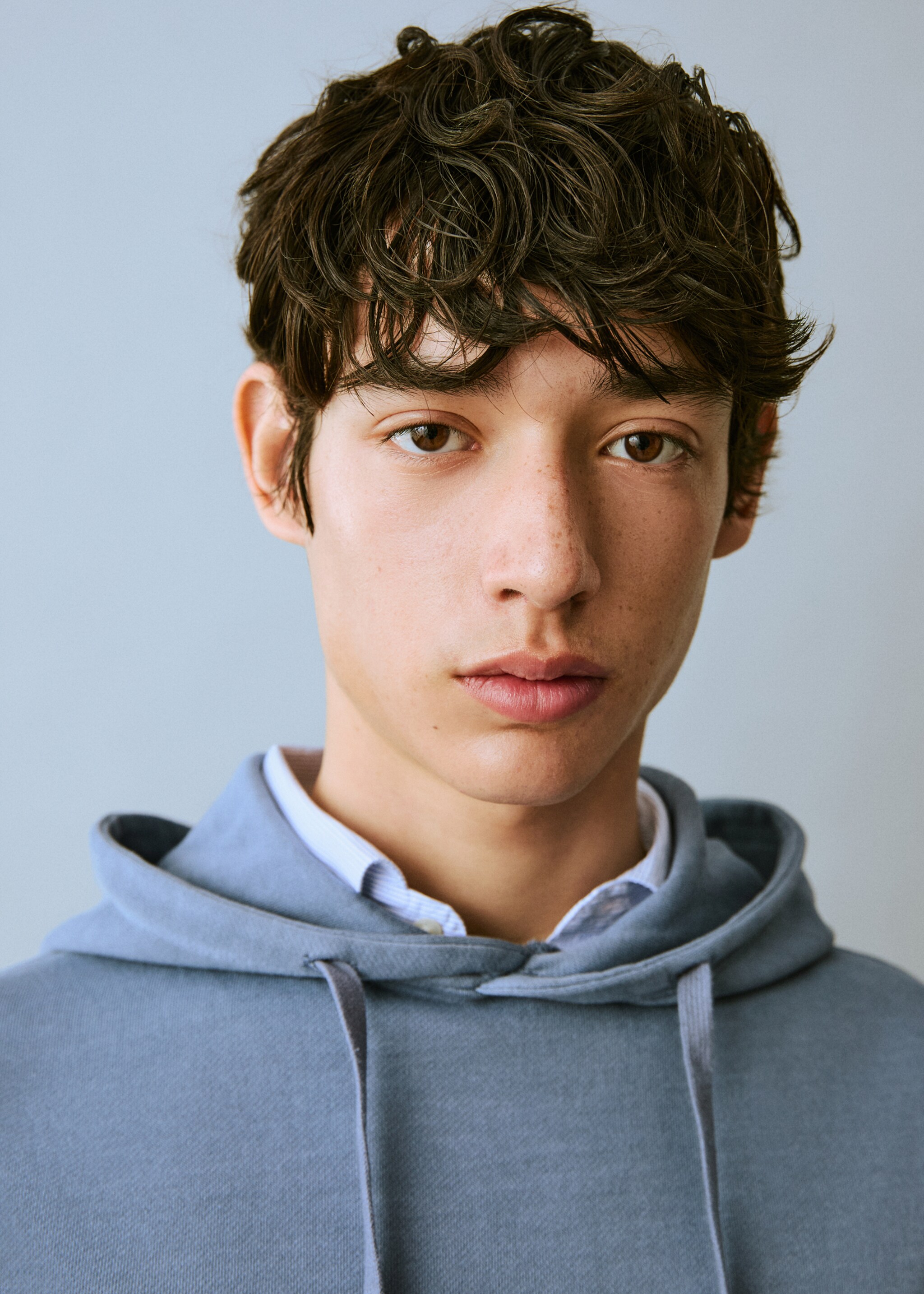 Dessuadora cotó butxaca - Detall de l'article 1, Blau. Ref: 87045751-00.