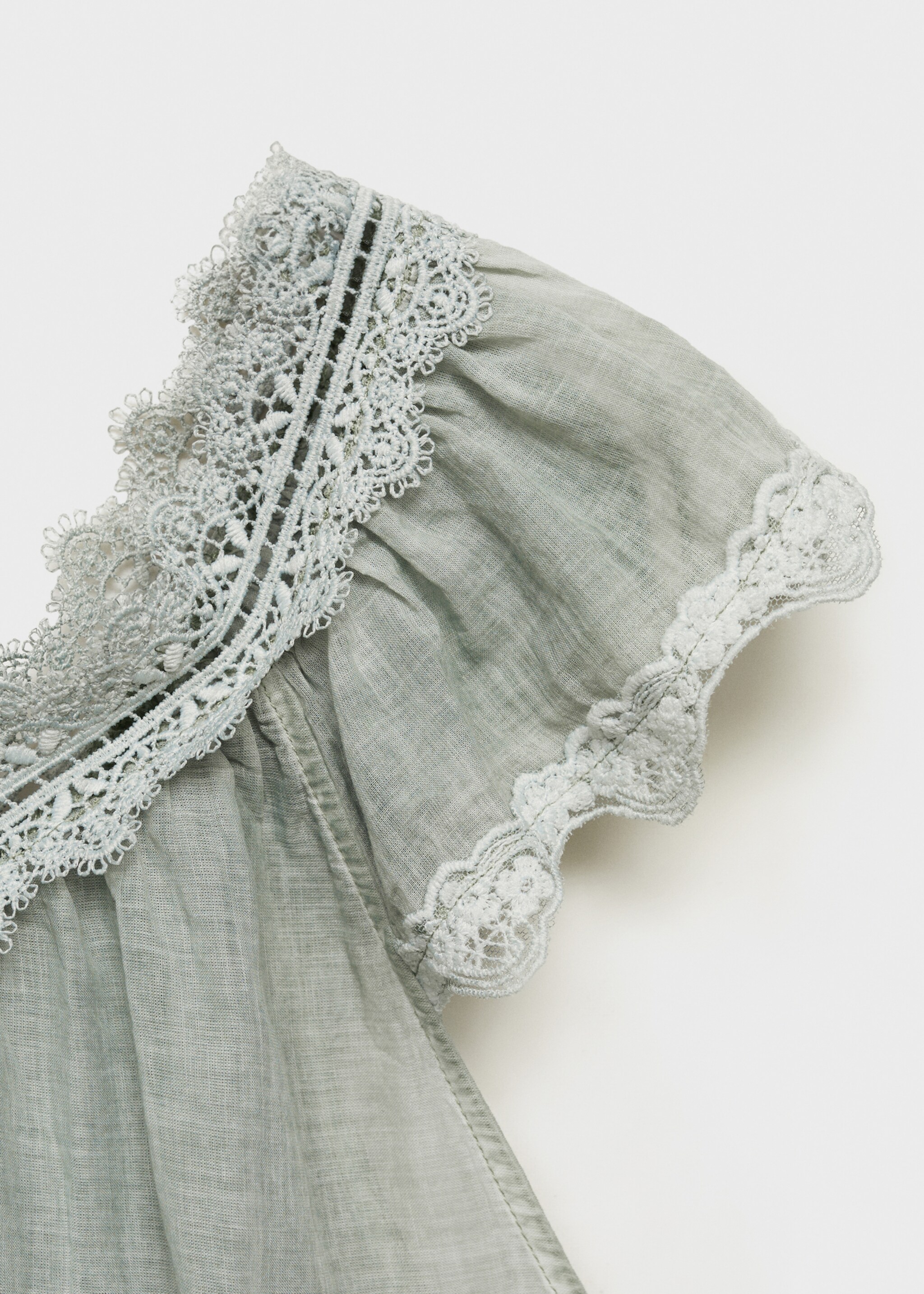 Overdyed lace cotton nightdress - Details of the article 0, Pastel Green. Ref: 87045752-00.