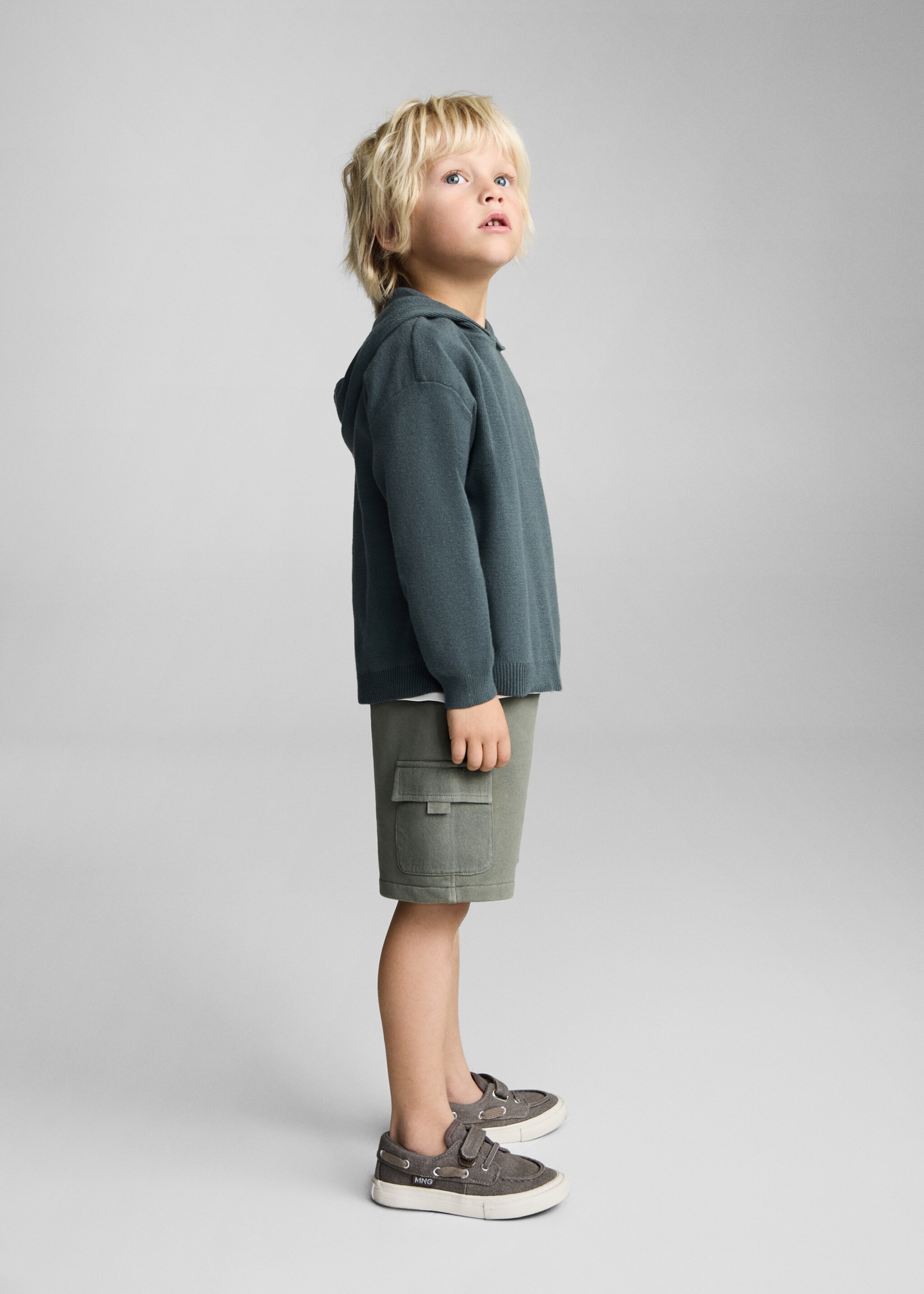 Cargo Bermuda shorts - Details of the article 2, Khaki. Ref: 87045755-00.