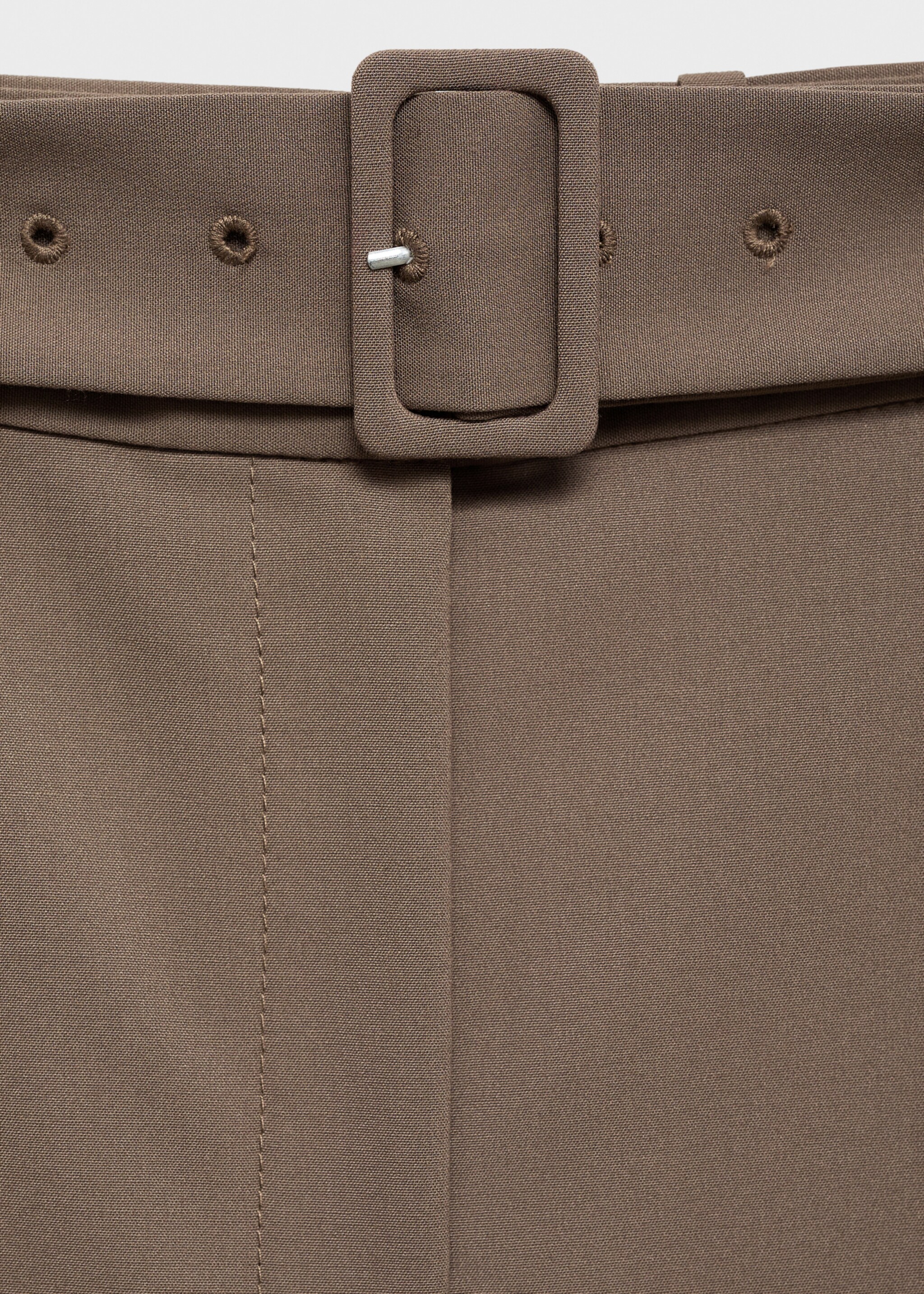 Belt straight-fit trousers - Details of the article 8, Medium Brown. Ref: 87045757-00.