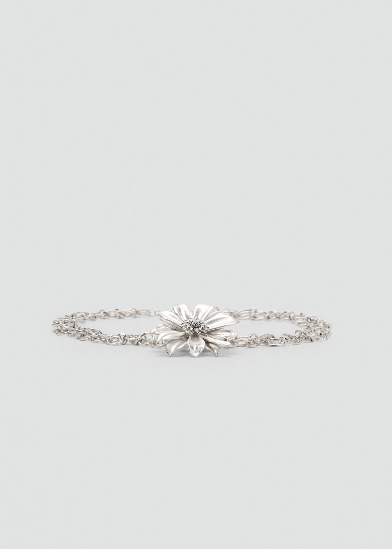 Ceinture chaîne métallique avec fleur - Article sans modèle