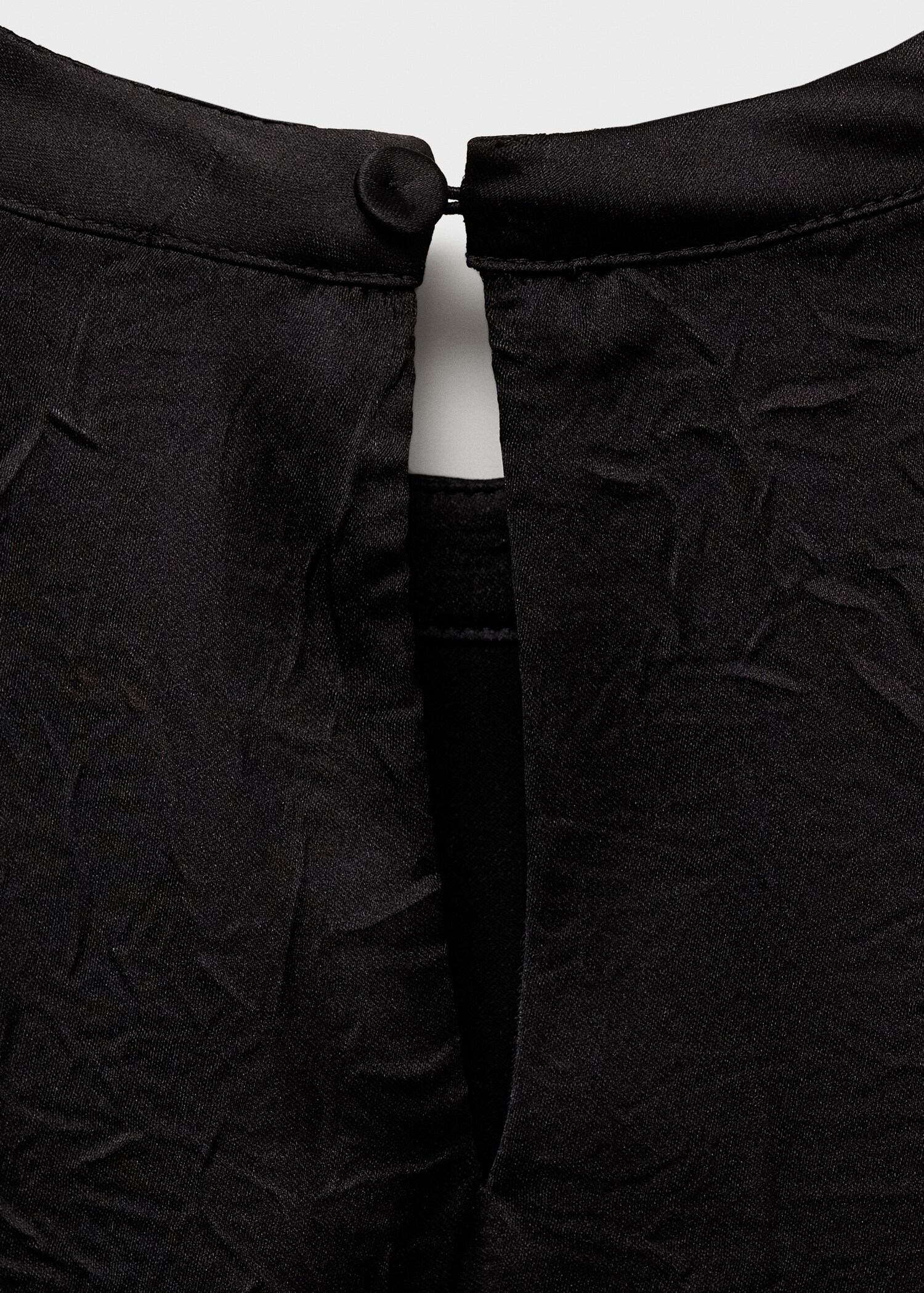 Satin blouse with belt - Details of the article 0