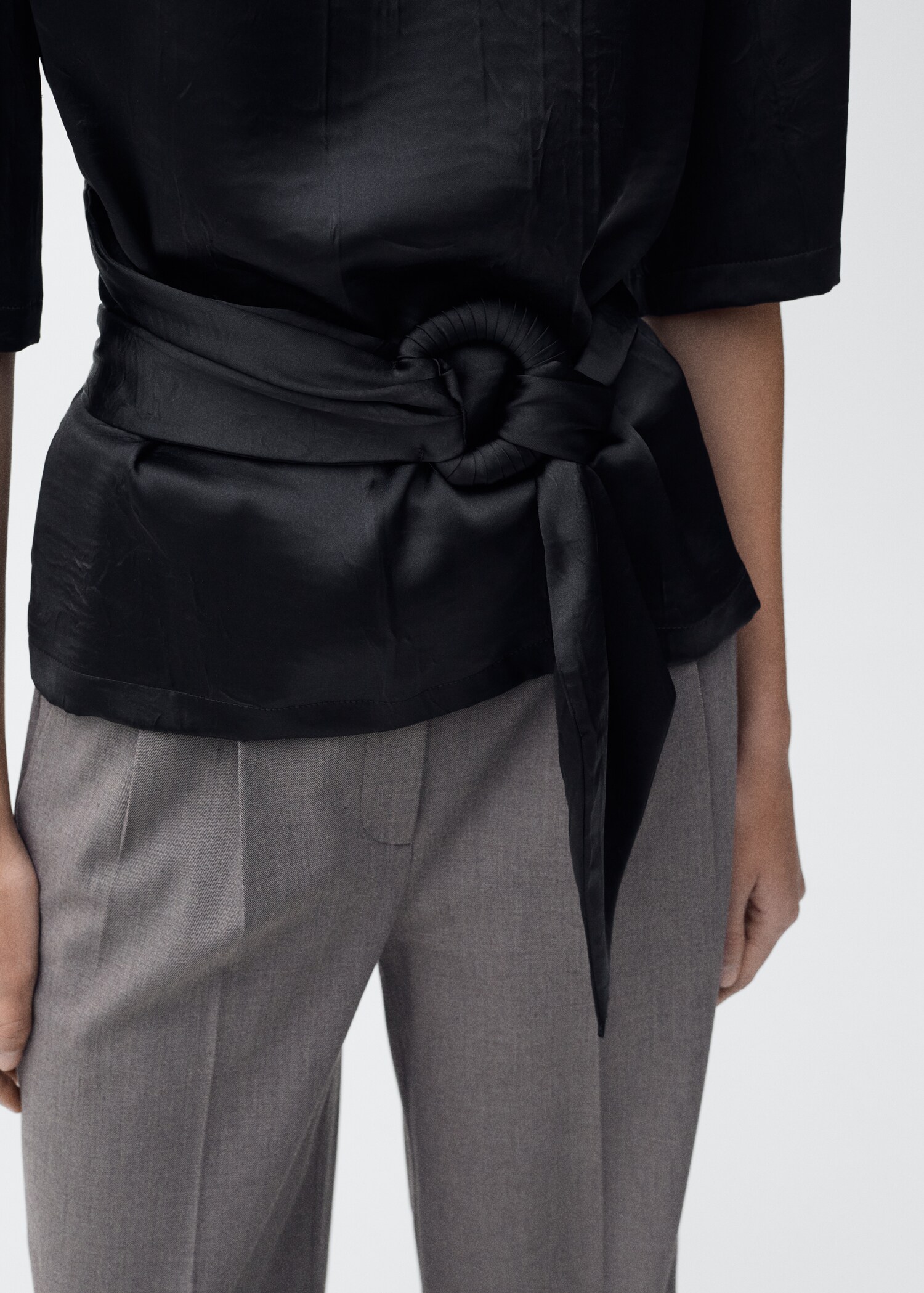 Satin blouse with belt - Details of the article 6