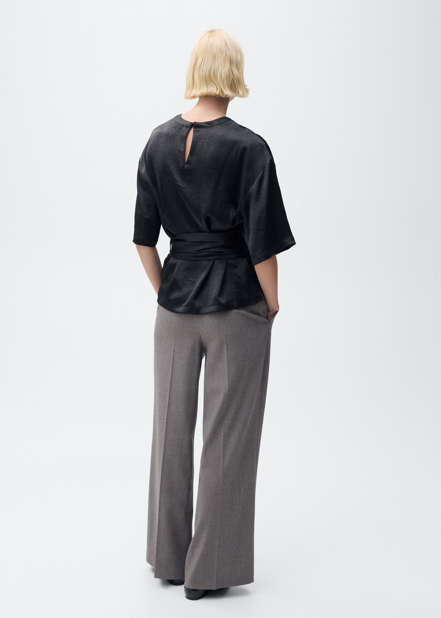 Satin blouse with belt - Reverse of the article