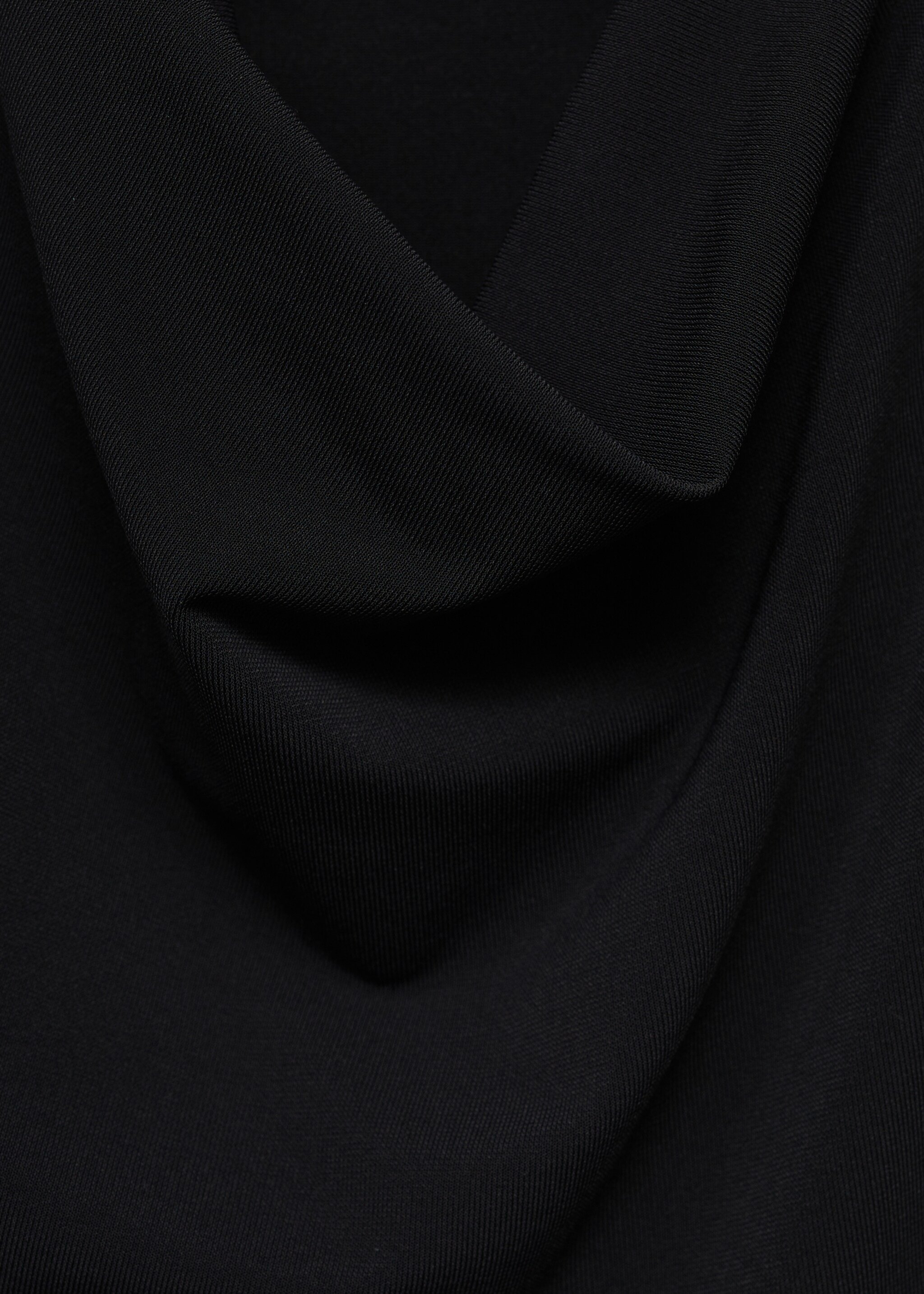 Top drapé en maille fine - Détail de l'article 8, Noir. Ref: 87045767-00.