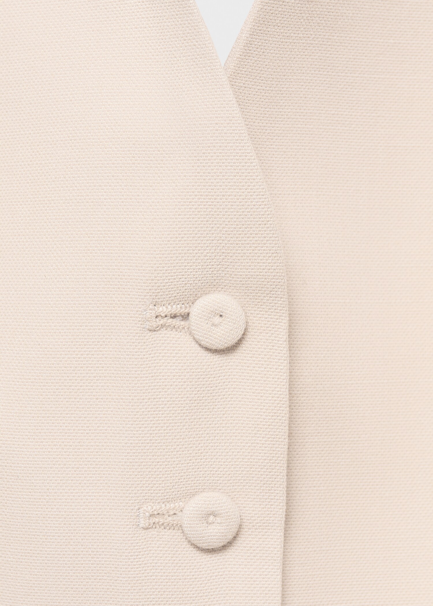 Halter-neck waistcoat with pleats - Details of the article 8
