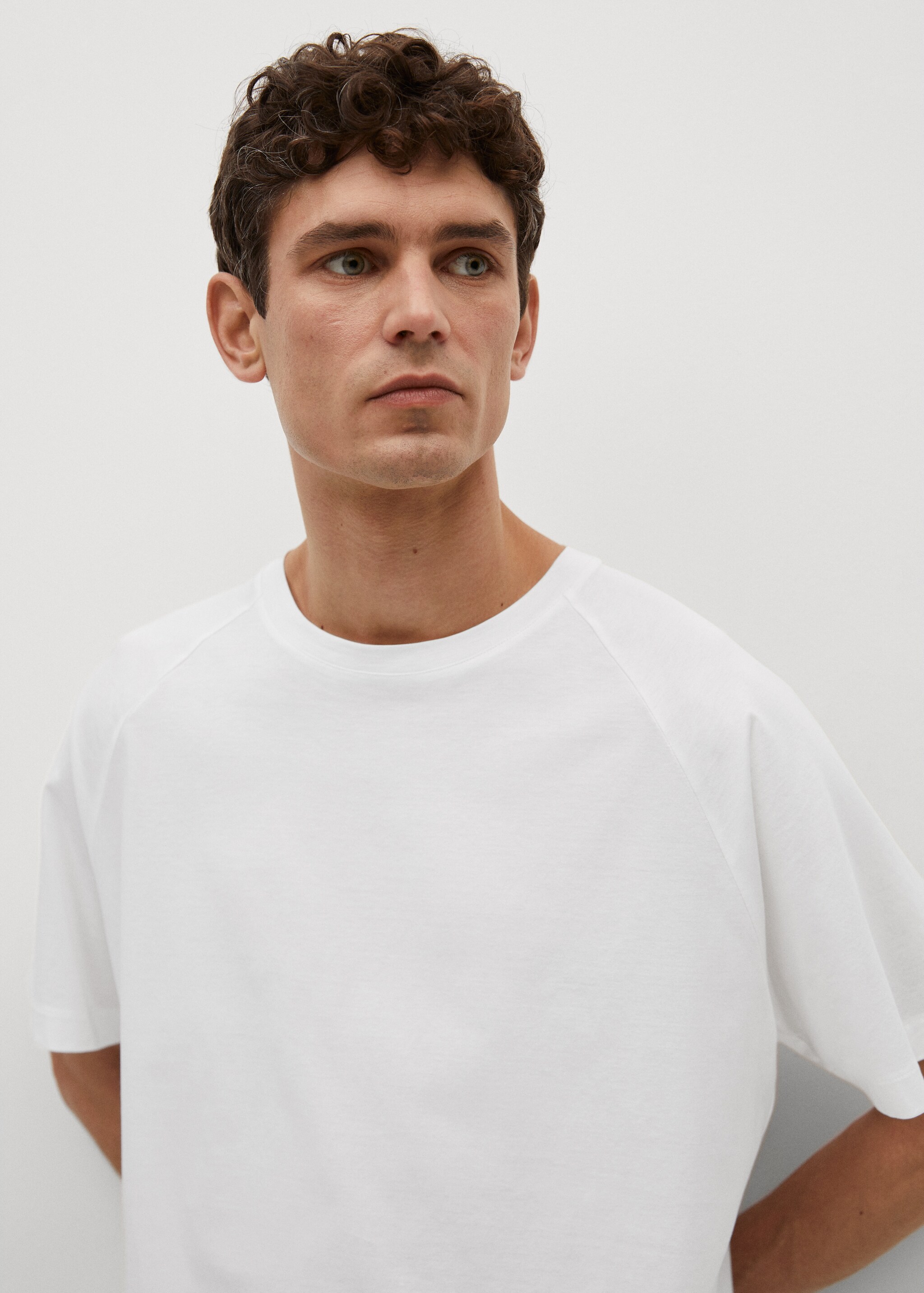 Camiseta relaxed fit mercerizada - Detalle del artículo 2
