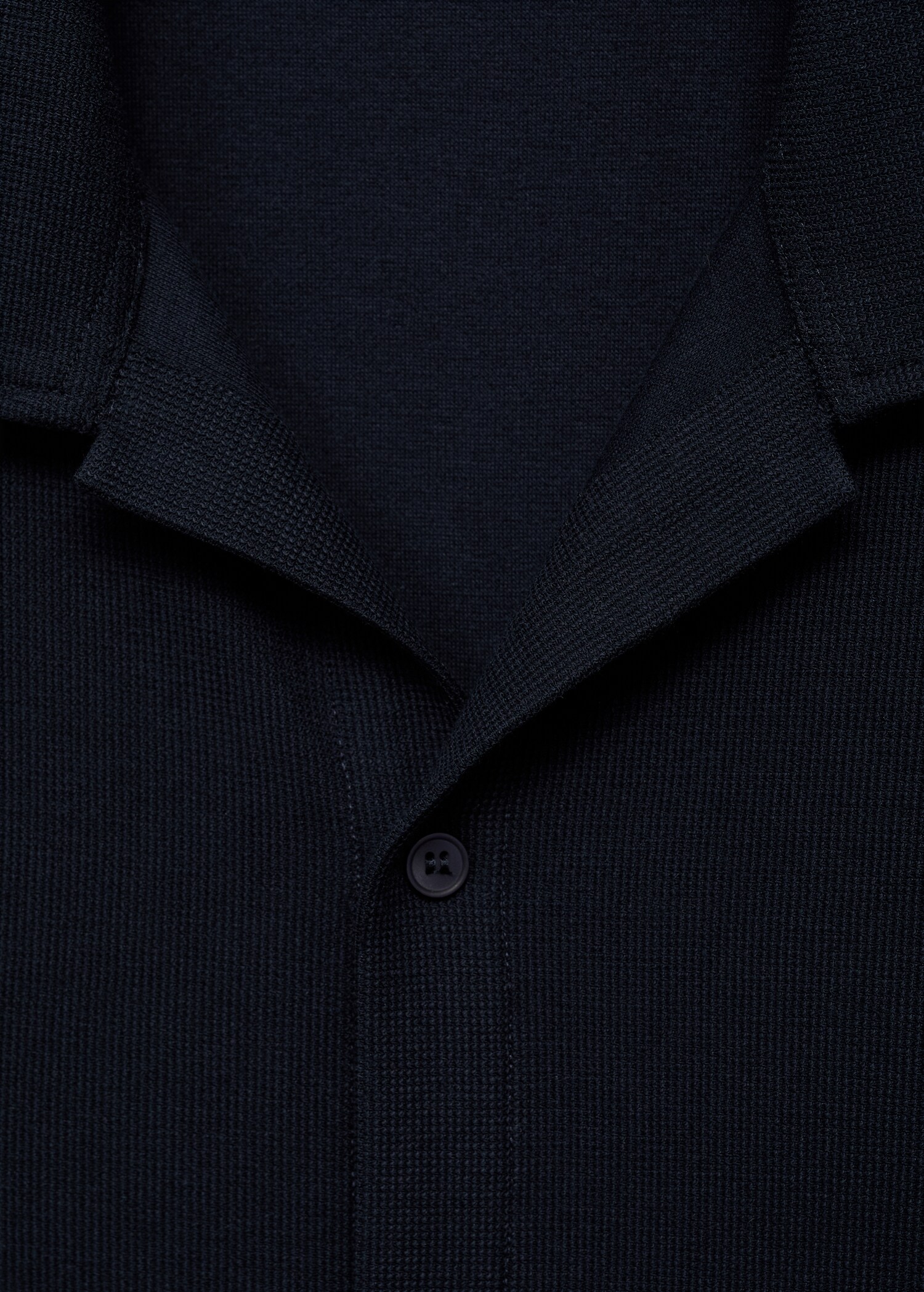 Structured knitted shirt - Details of the article 8