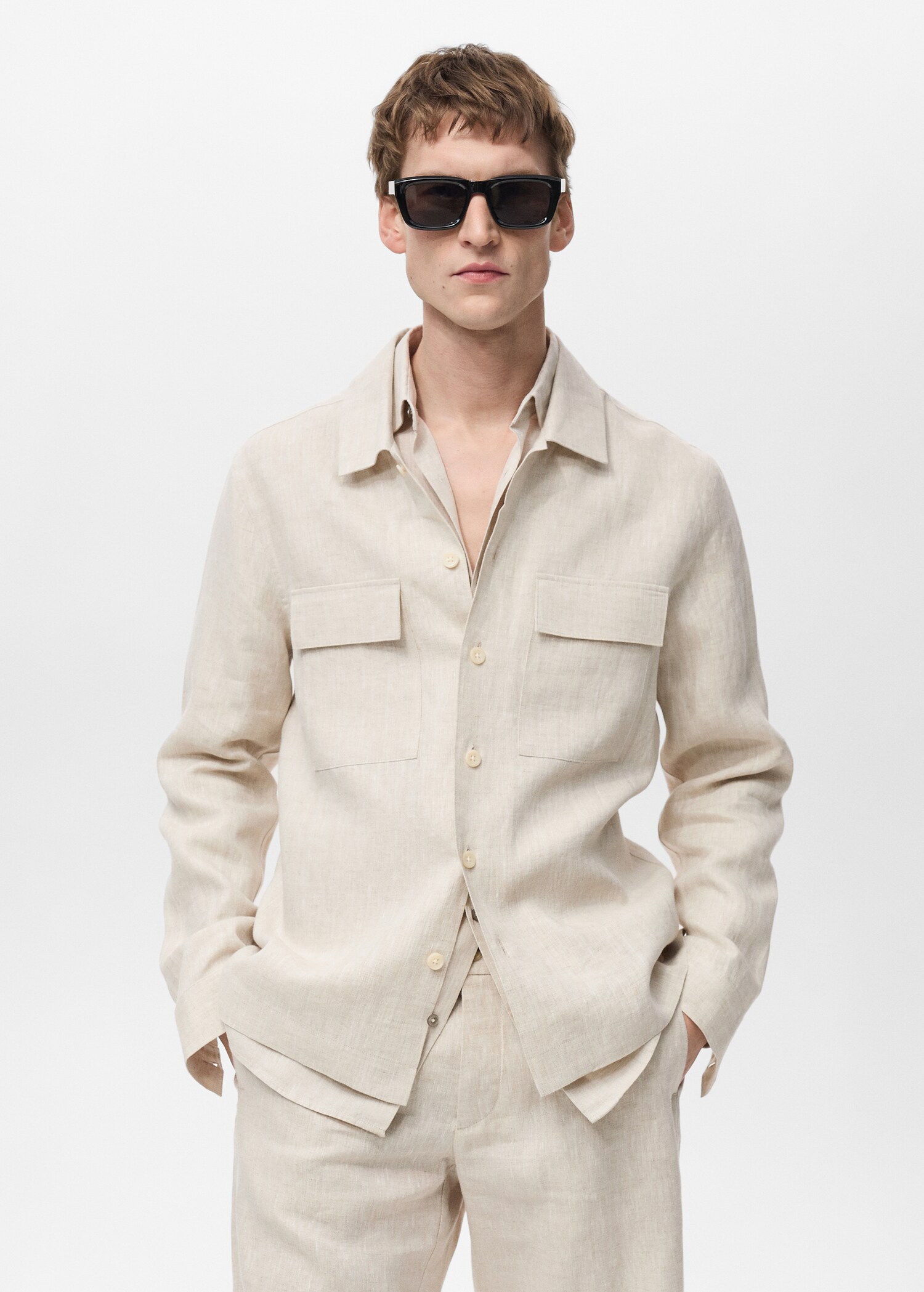 Overshirt mit Taschen aus 100 % Leinen - Mittlere Ansicht