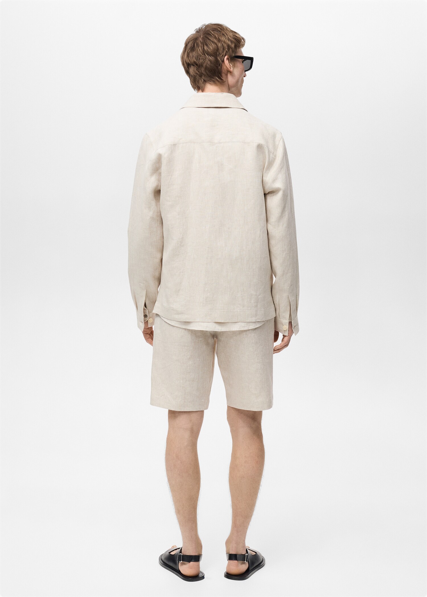 Overshirt mit Taschen aus 100 % Leinen - Rückseite des Artikels