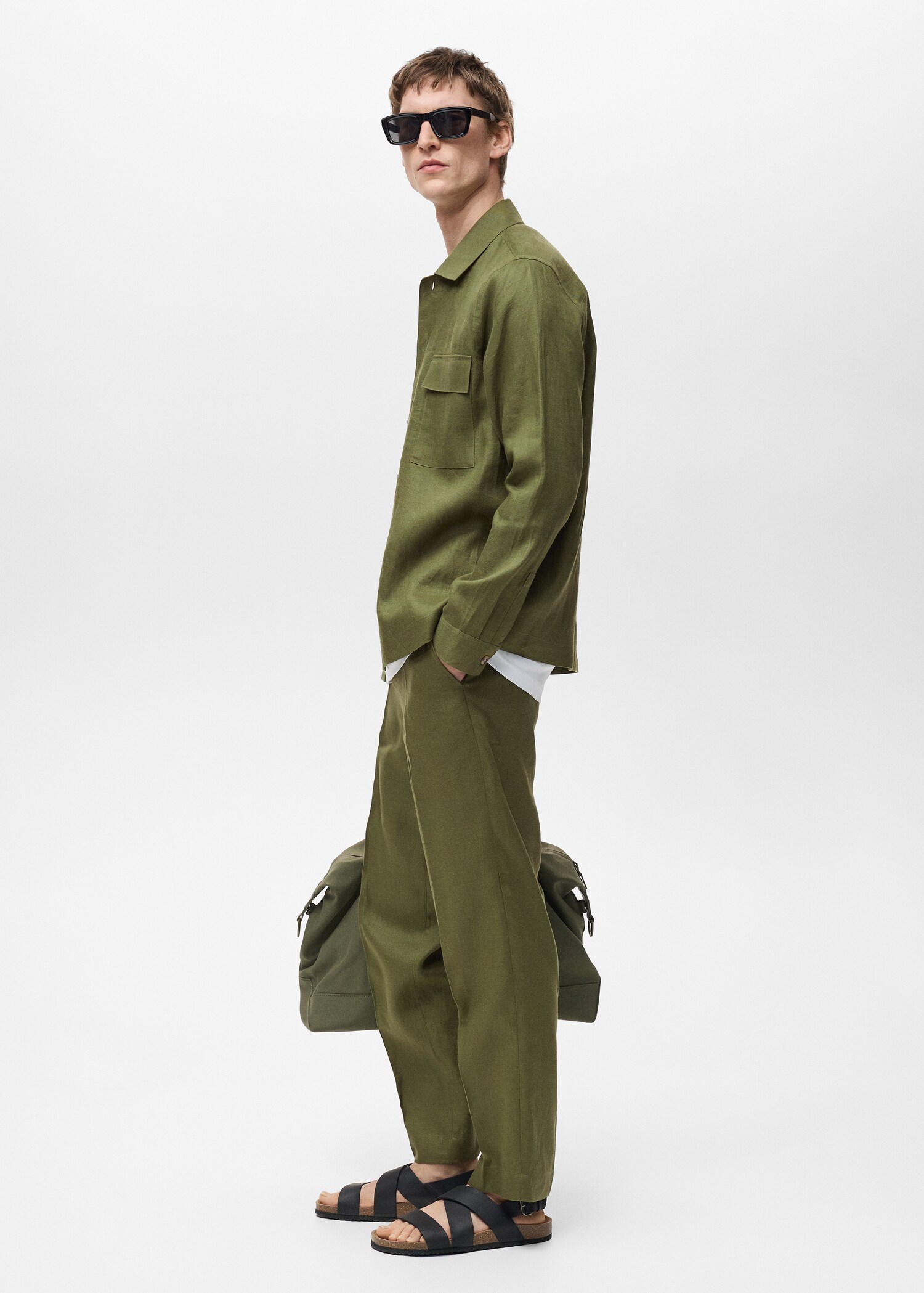 Overshirt mit Taschen aus 100 % Leinen - Detail des Artikels 2