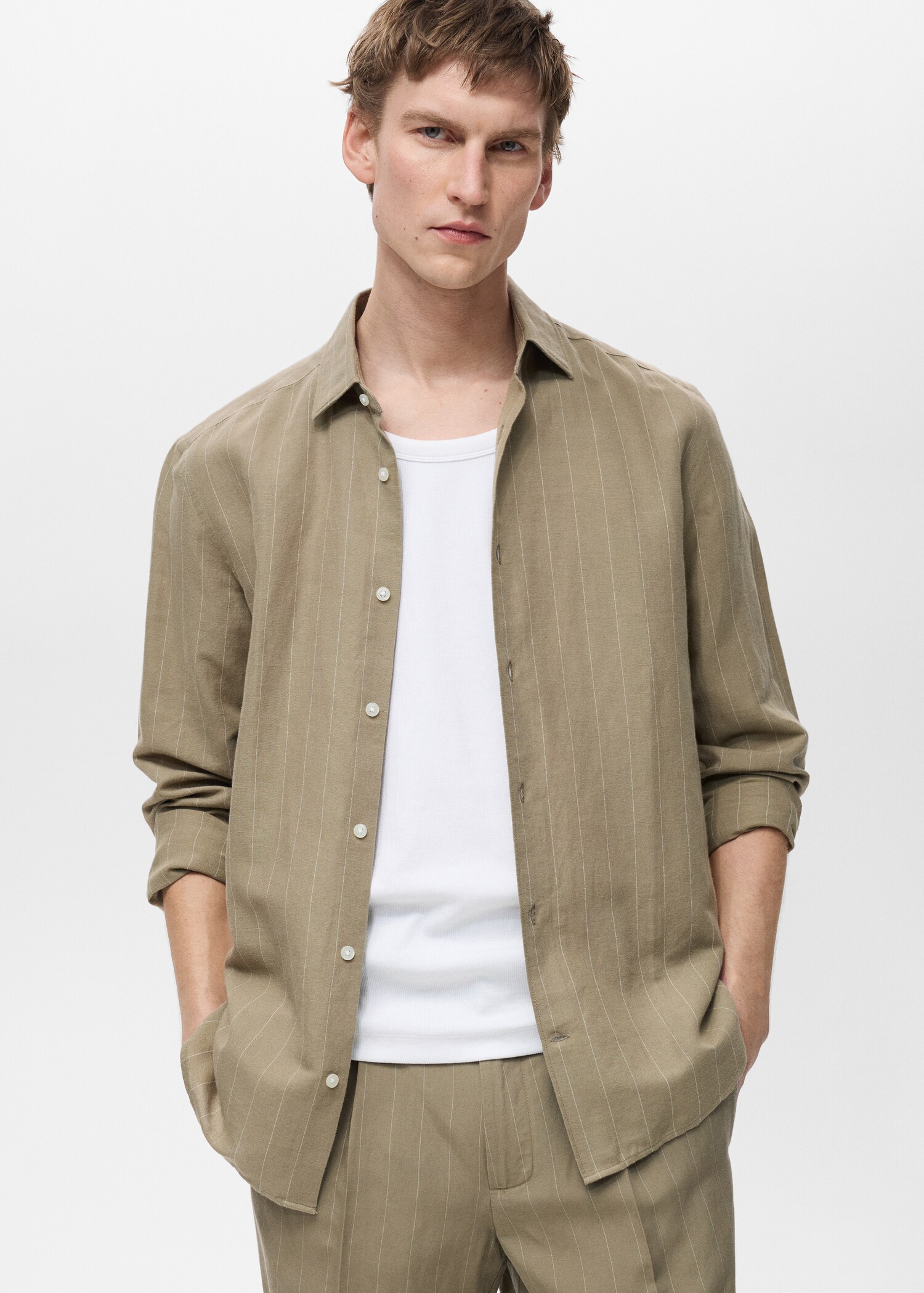 Chemise lin rayures tennis - Plan moyen