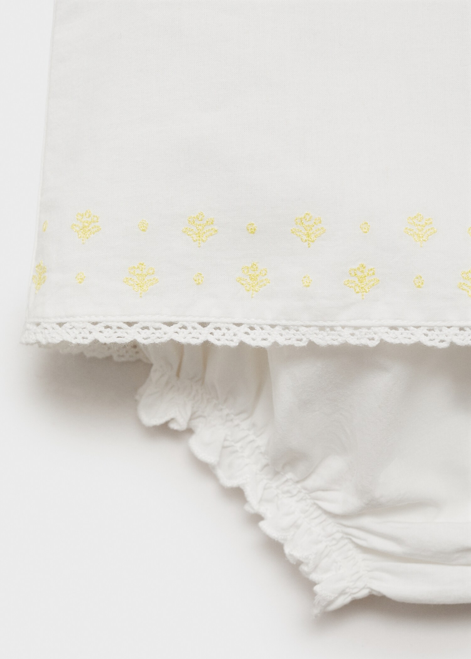 Dress and frog with embroidered details - Details of the article 0