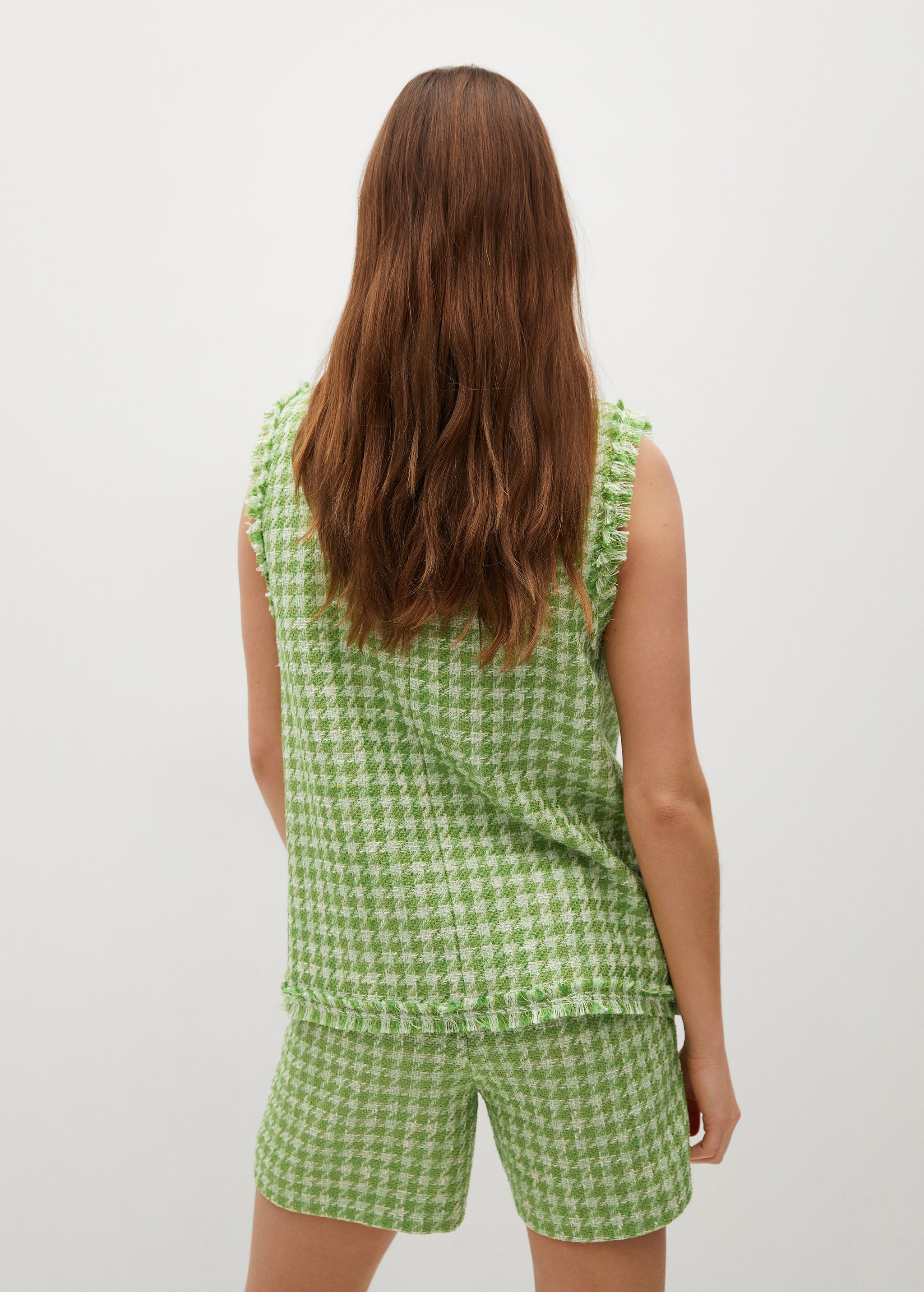 Tweed gilet with pockets - Reverse of the article