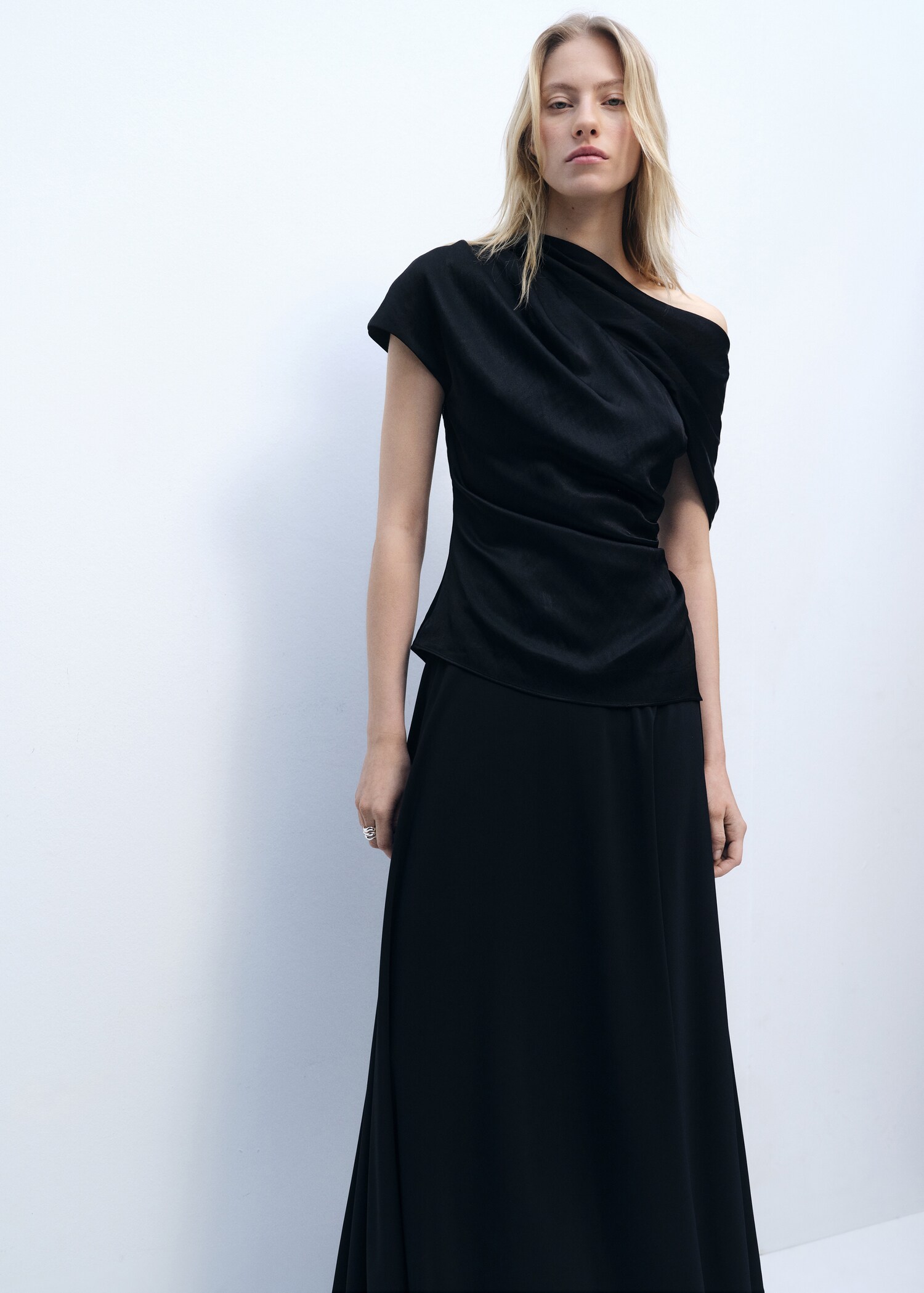 Short-sleeved draped blouse - Medium plane