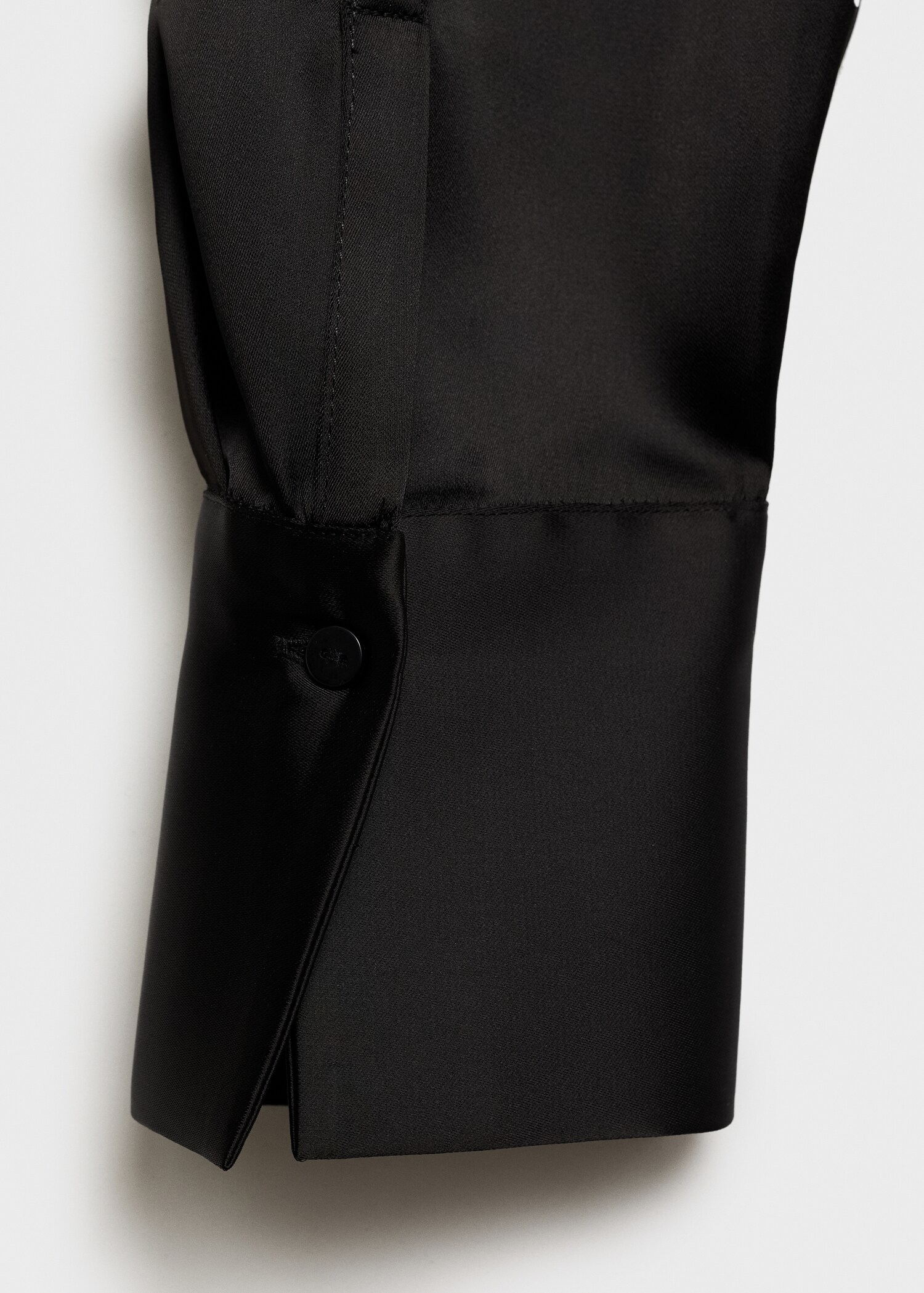 Chemise satinée boutons dissimulés - Détail de l'article 0