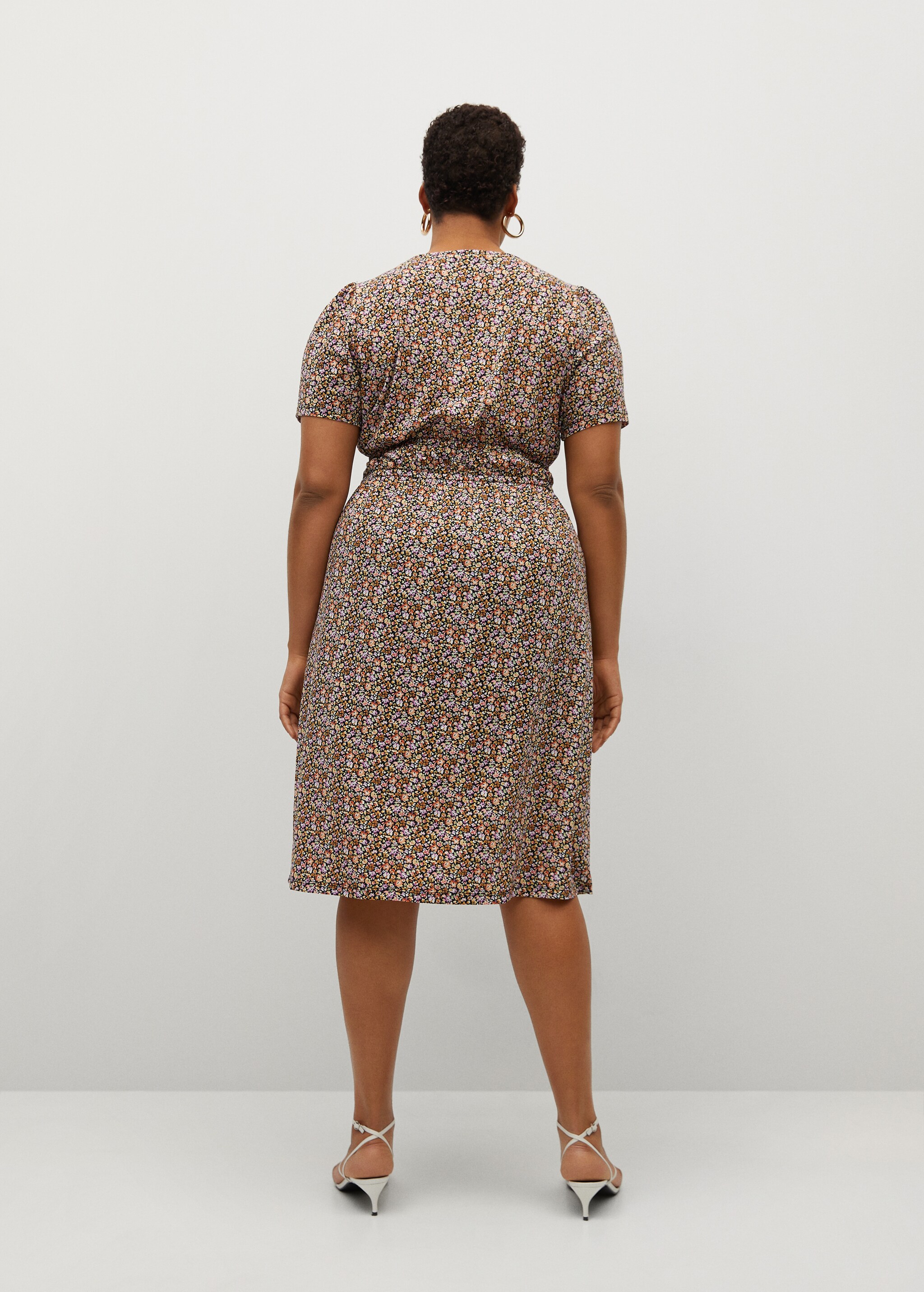 Vestido cruzado estampado - Reverso del artículo