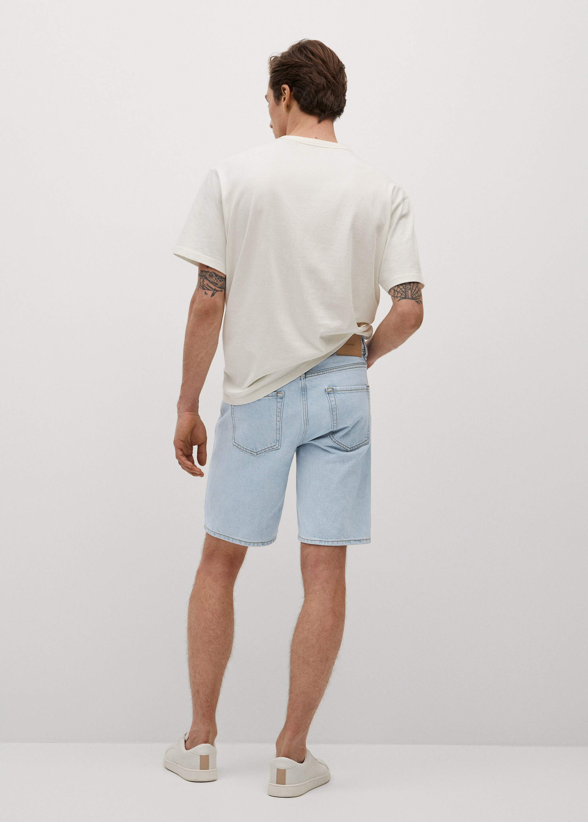 Bermudas denim relaxed lavado claro - Reverso del artículo