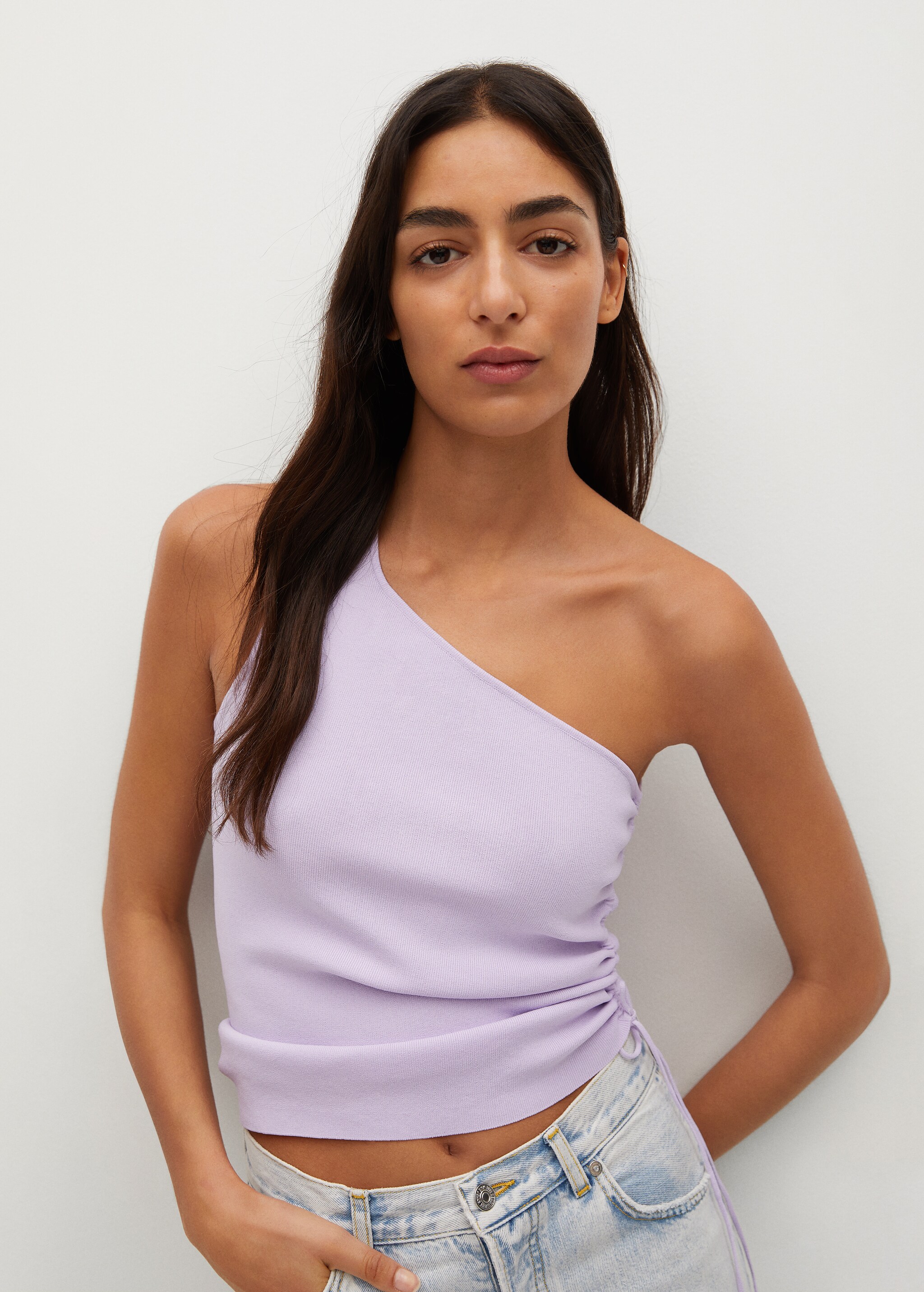 Asymmetric design top - Medium plane
