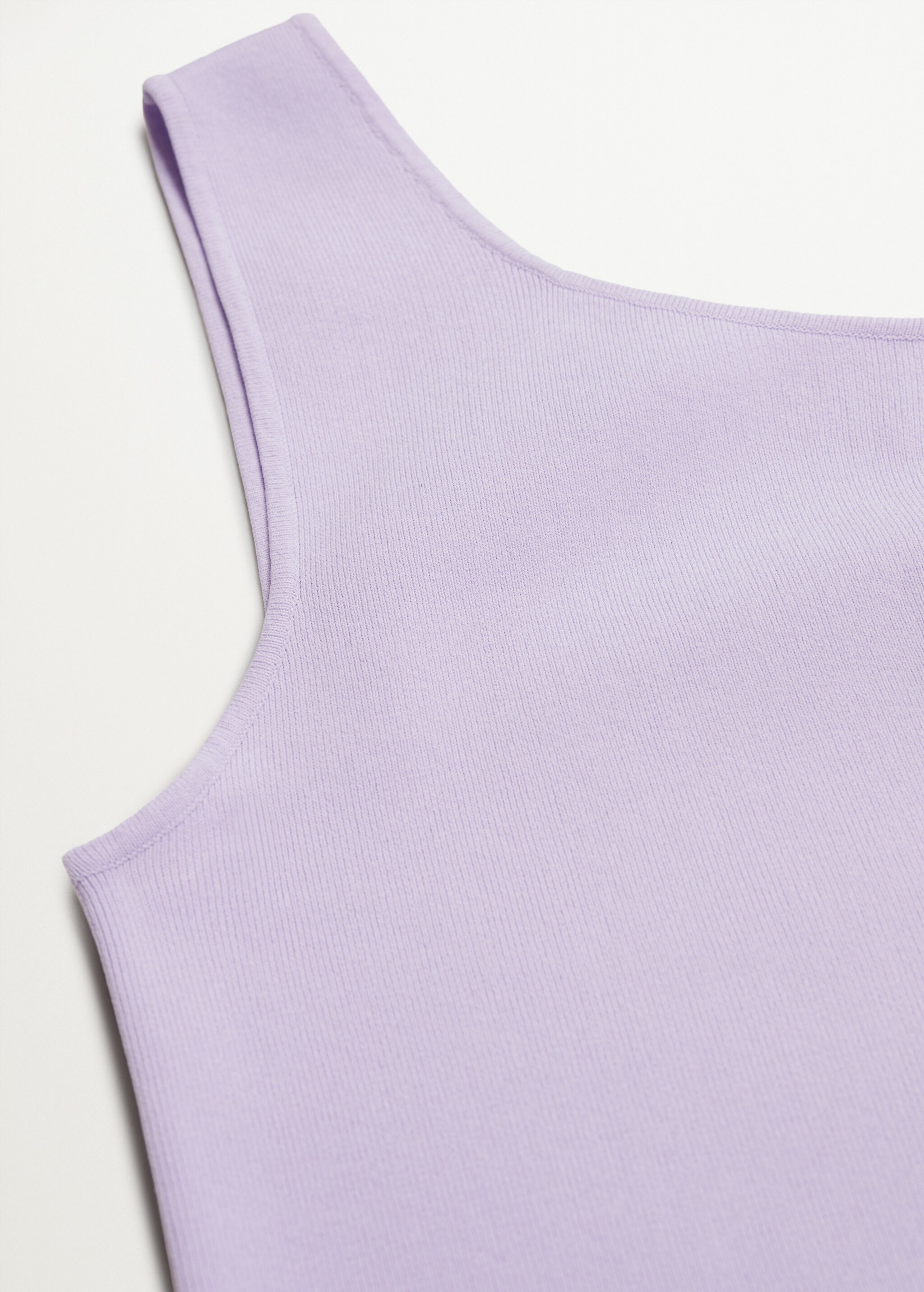 Asymmetric design top - Details of the article 8