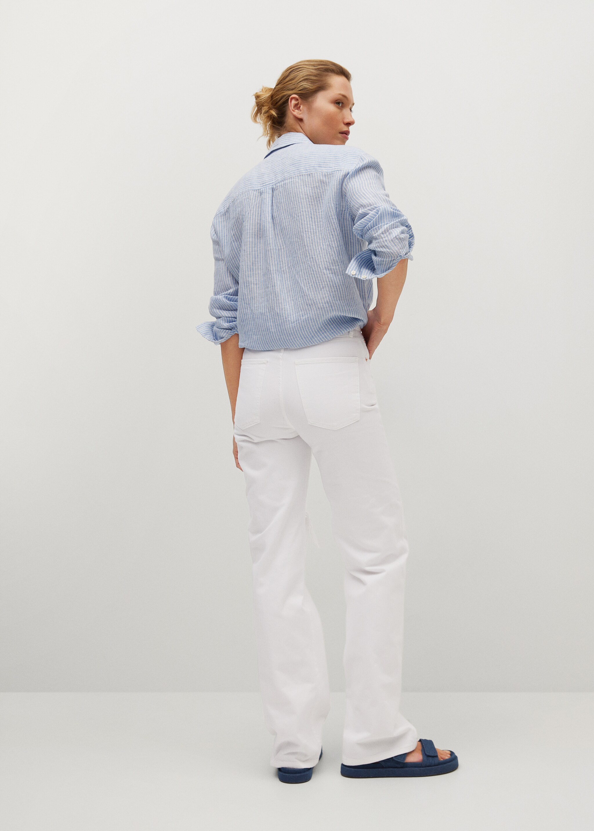 High waist straight jeans - Reverse of the article