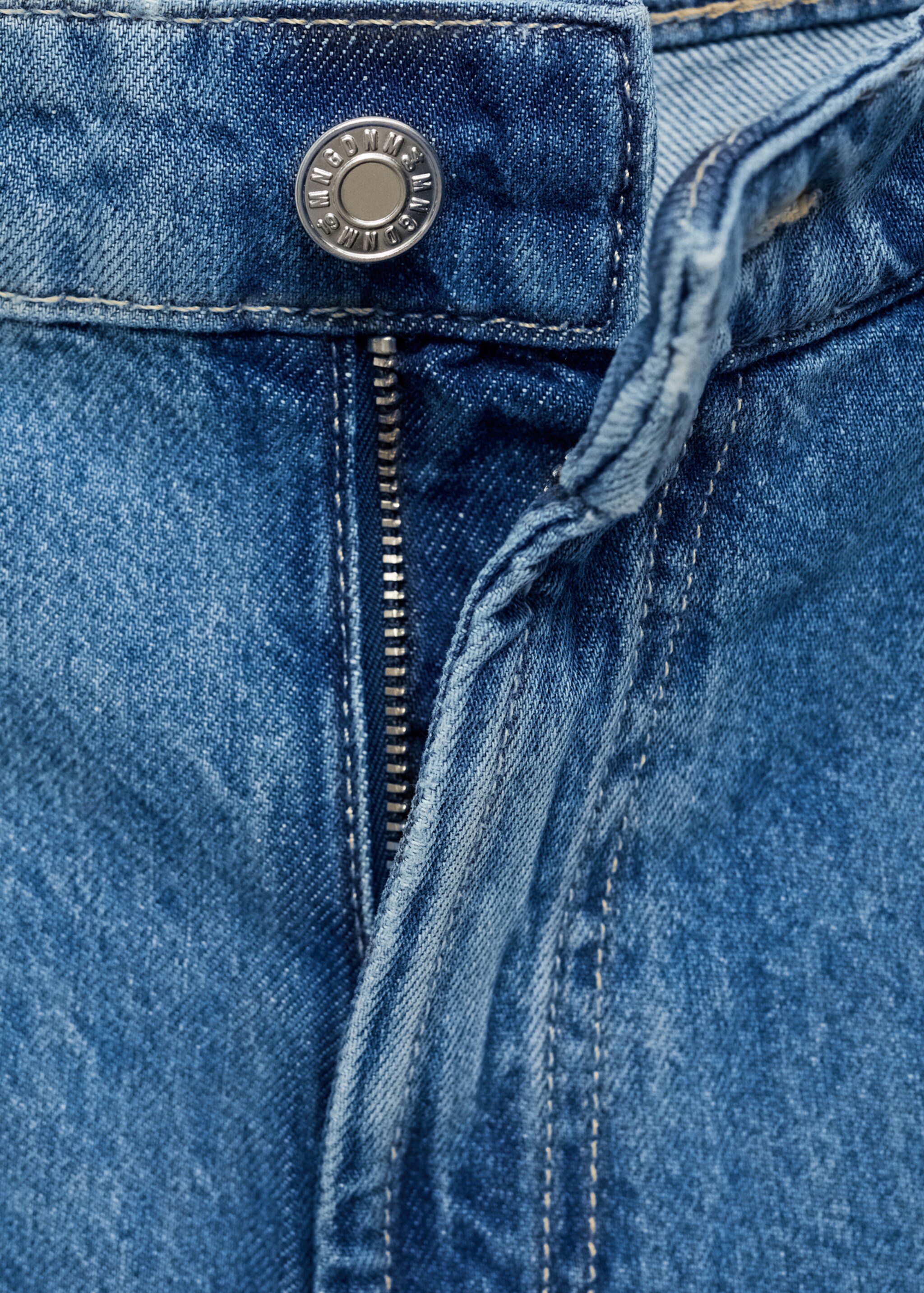 Pleated denim bermuda jorts - Details of the article 8, Medium Blue. Ref: 87047176-00.