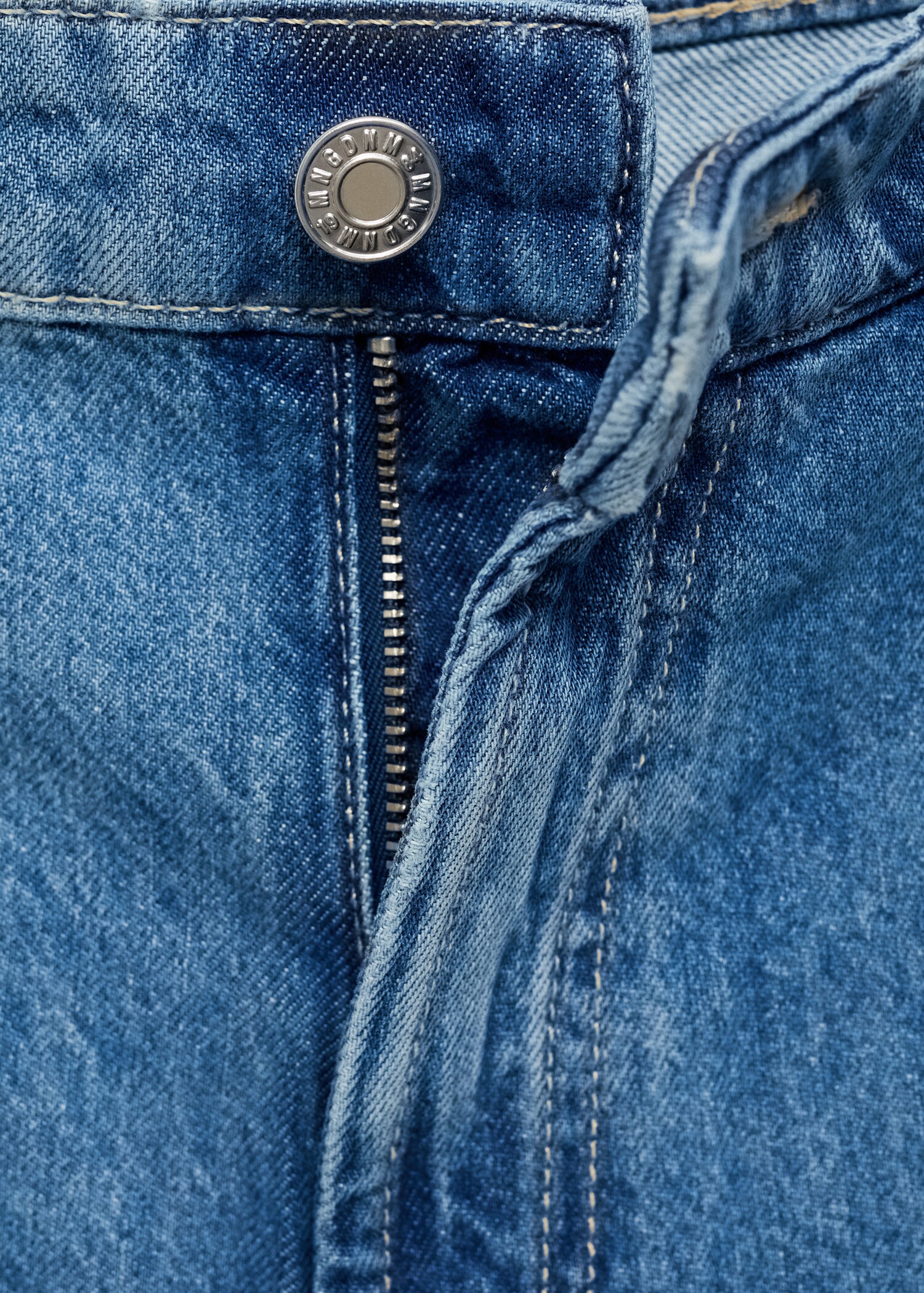 Pleated denim bermuda jorts - Details of the article 8