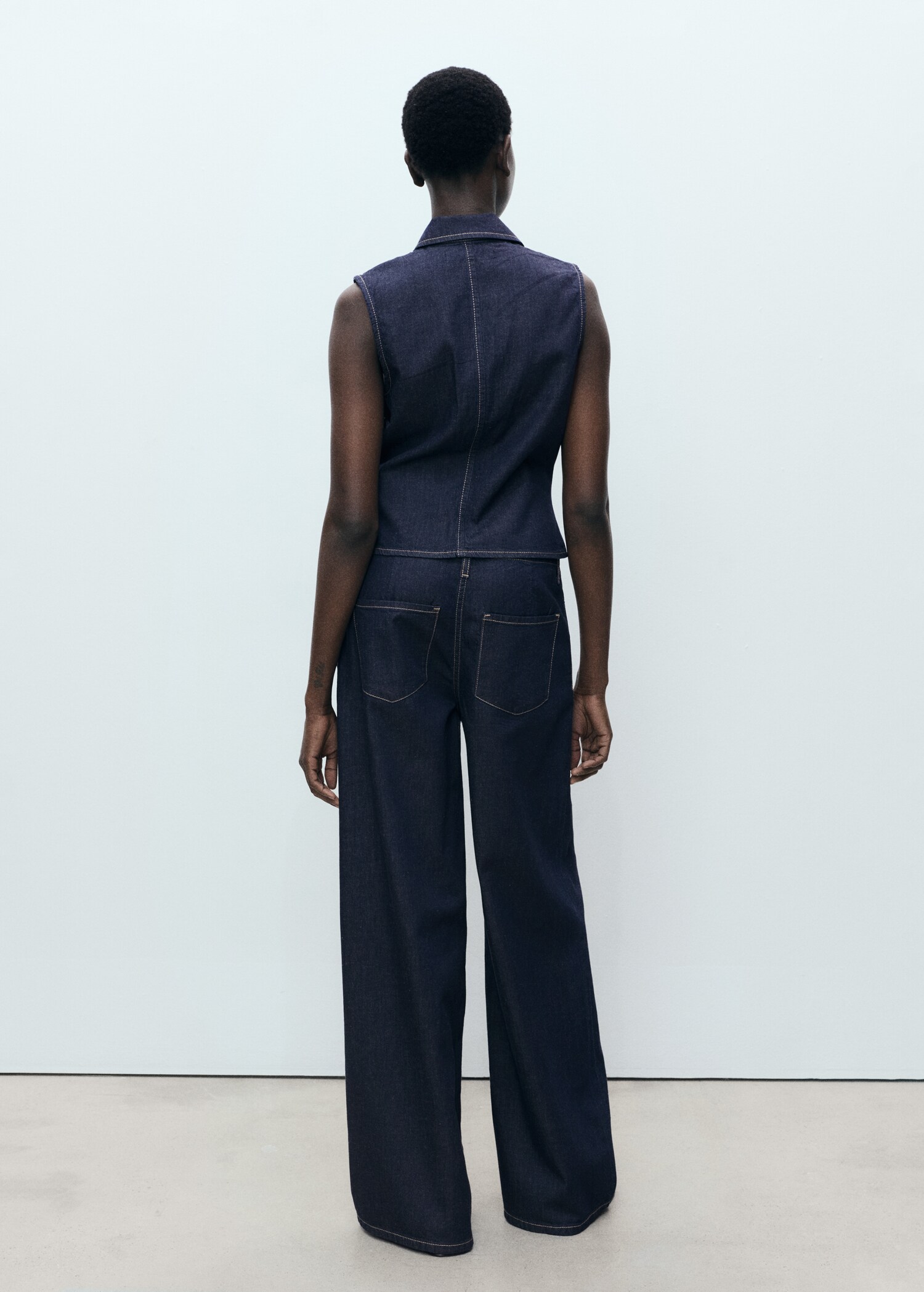 Wide-leg denim trousers with belt - Reverse of the article