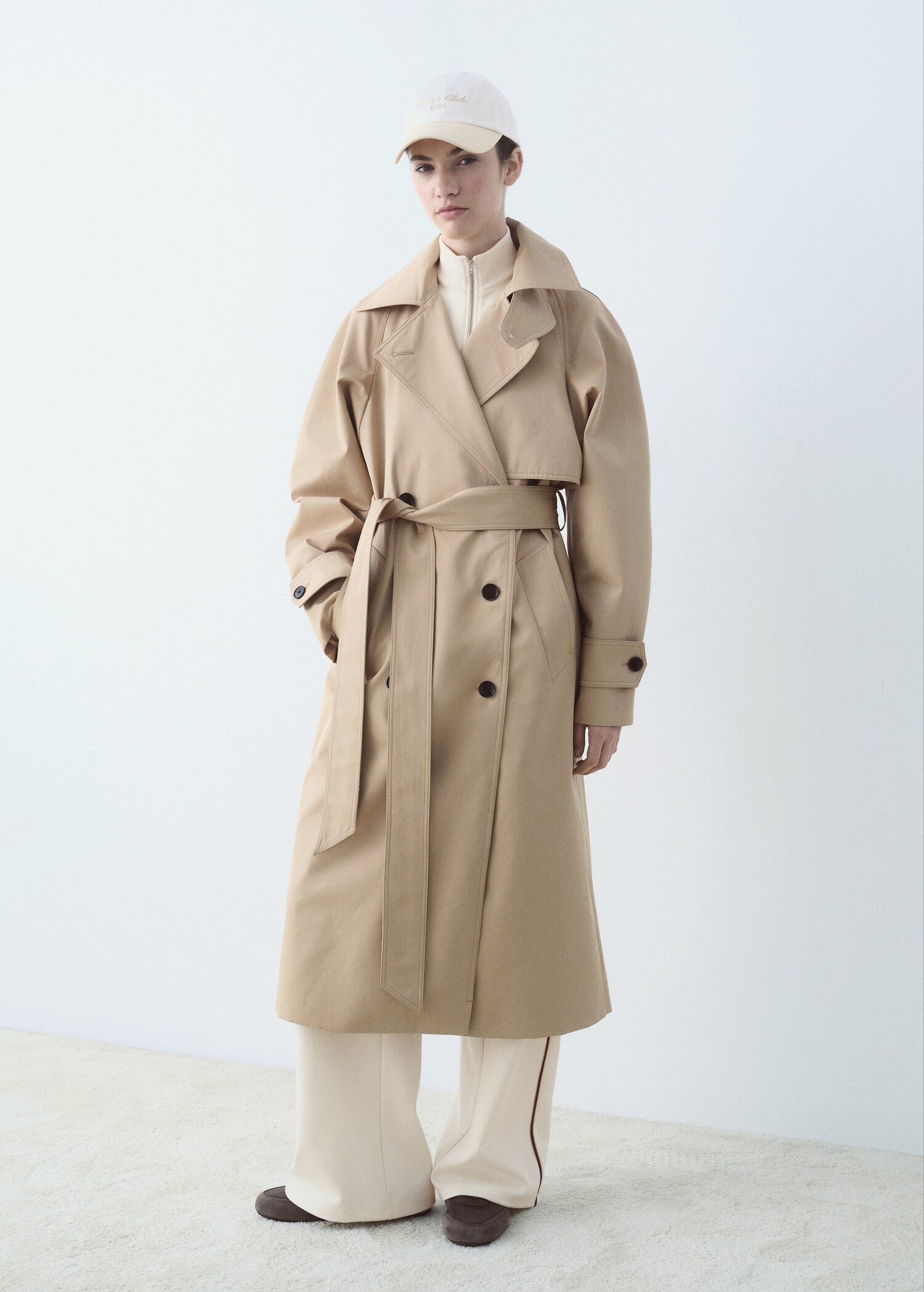 Cap mit Kontrastdetail - Detail des Artikels 9