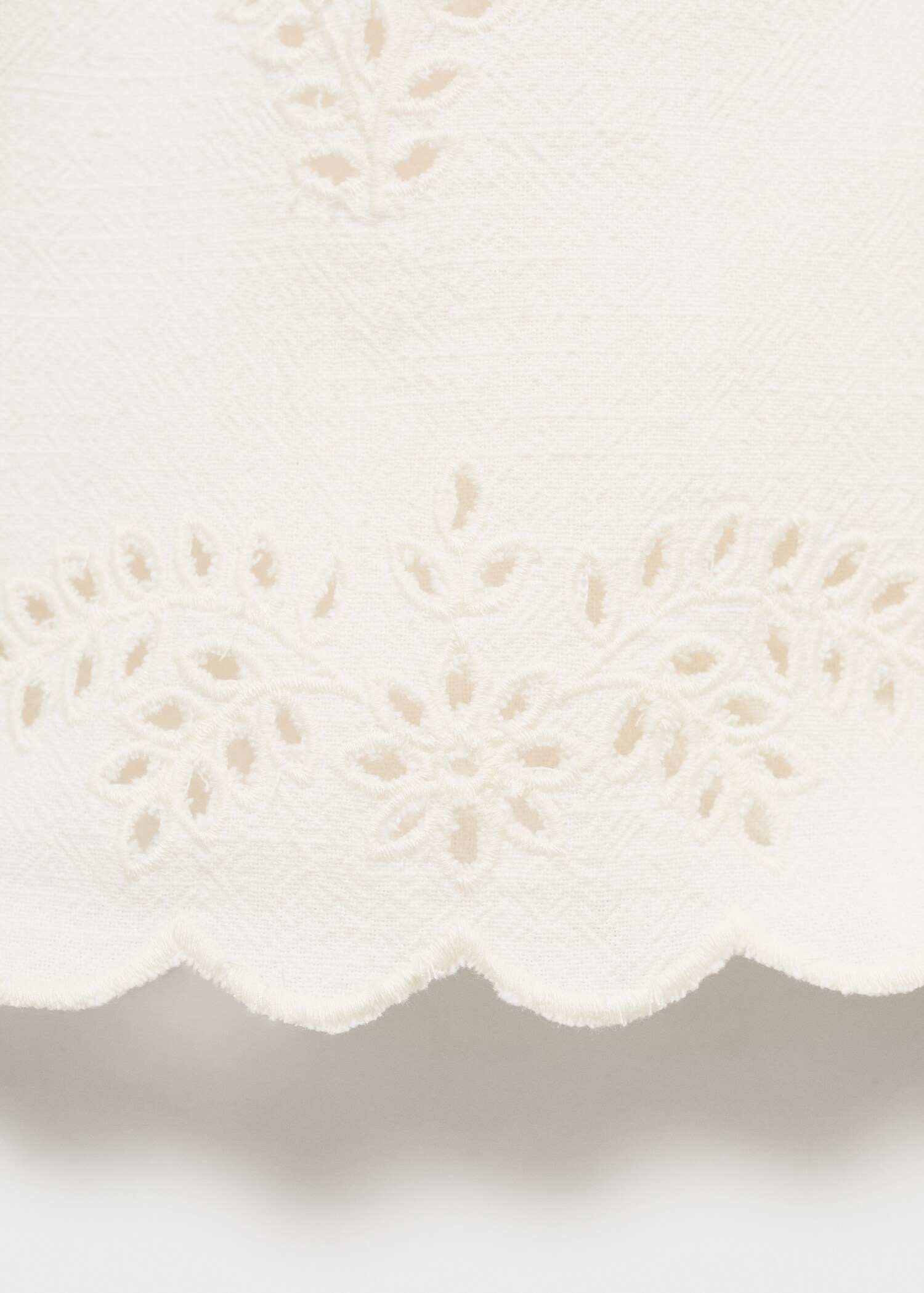Hose mit Broderie Anglaise - Detail des Artikels 8