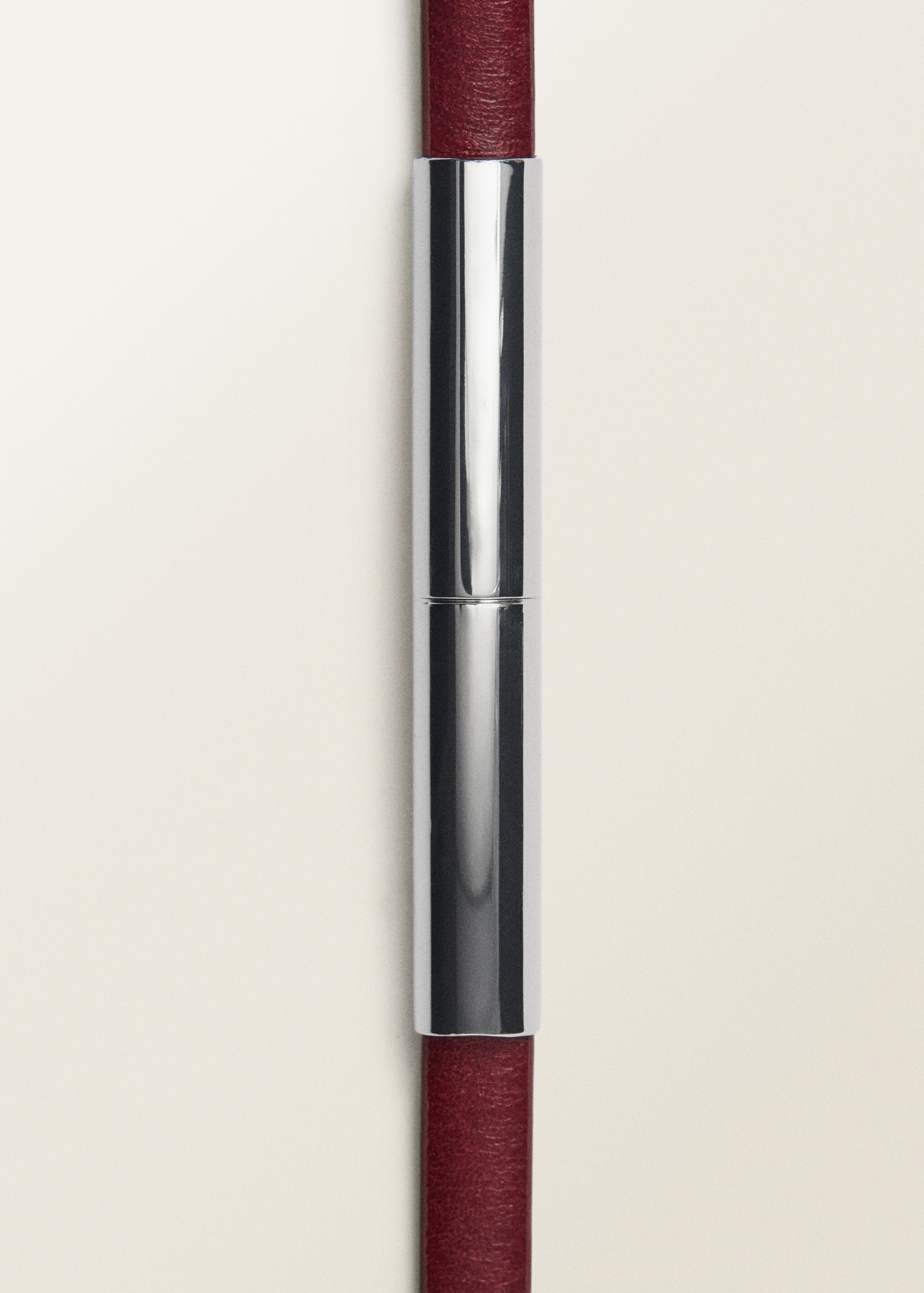 Thin leather belt with metal piece - Medium plane, Red. Ref: 87047711-00.