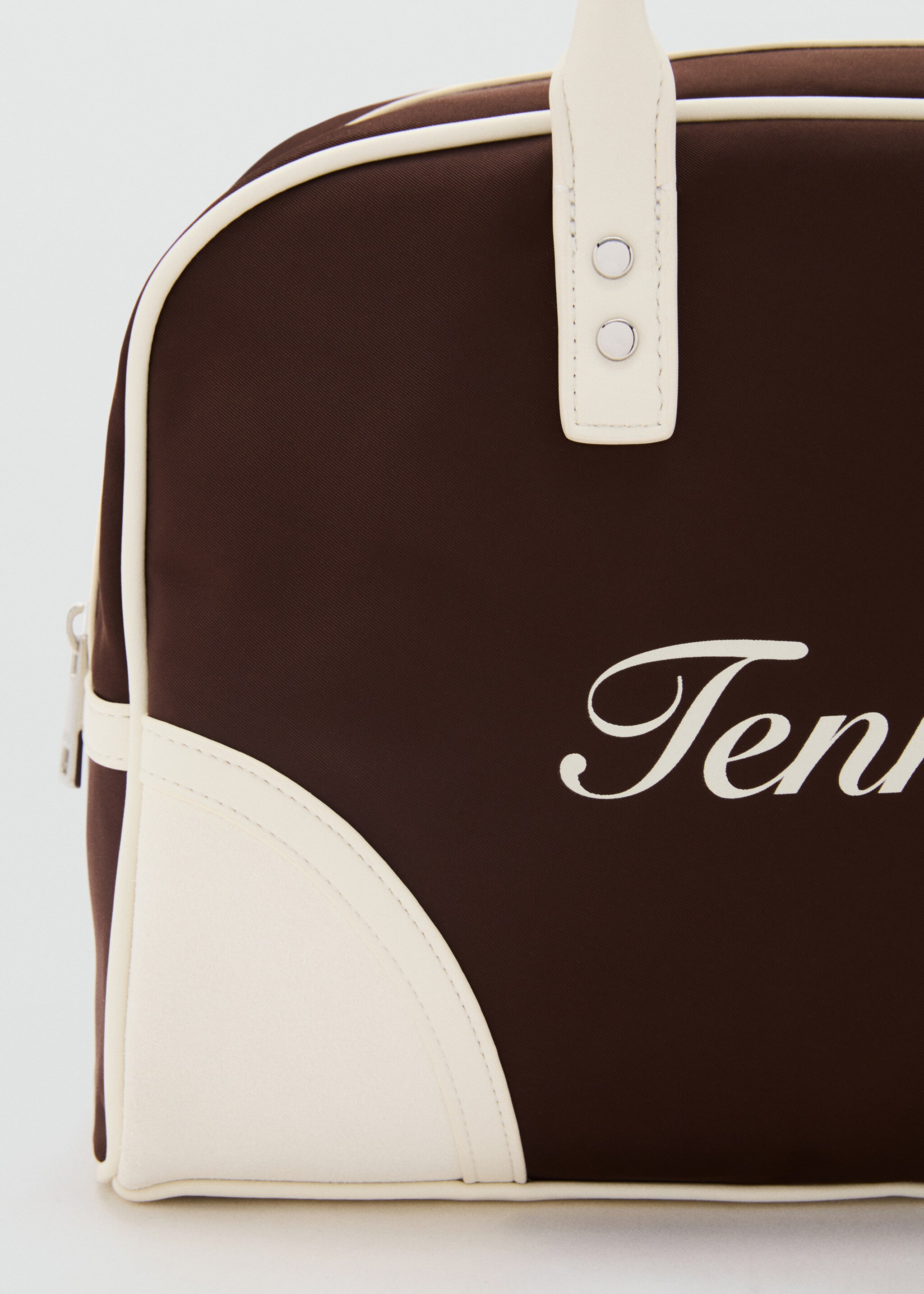 Contrasterende schoudertas met bedrukte boodschap - Detail van het artikel 1, Bruin. Ref: 87047712-00.