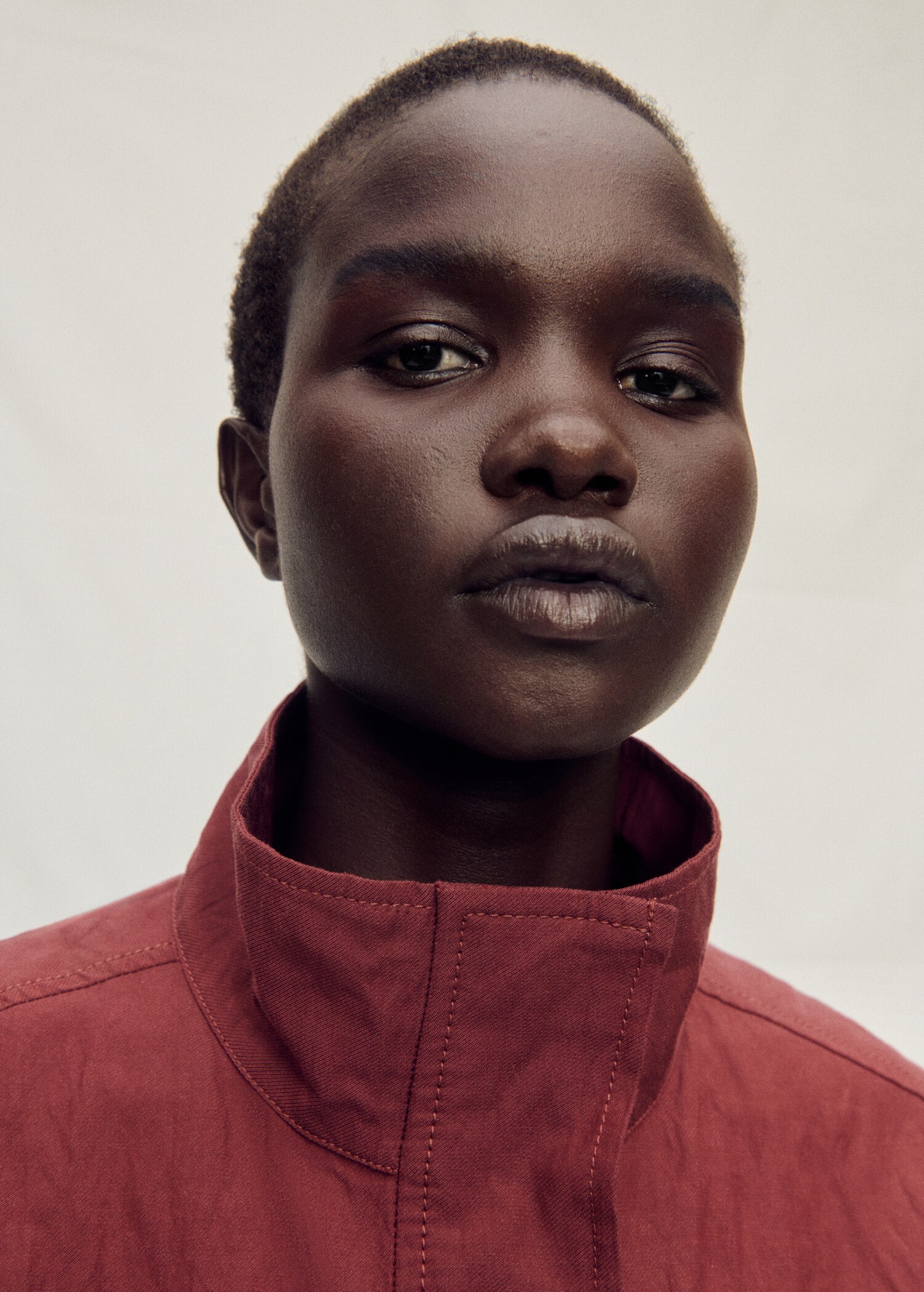 Obleková vesta se zmačkaným efektem a kapsami - Detail zboží 1