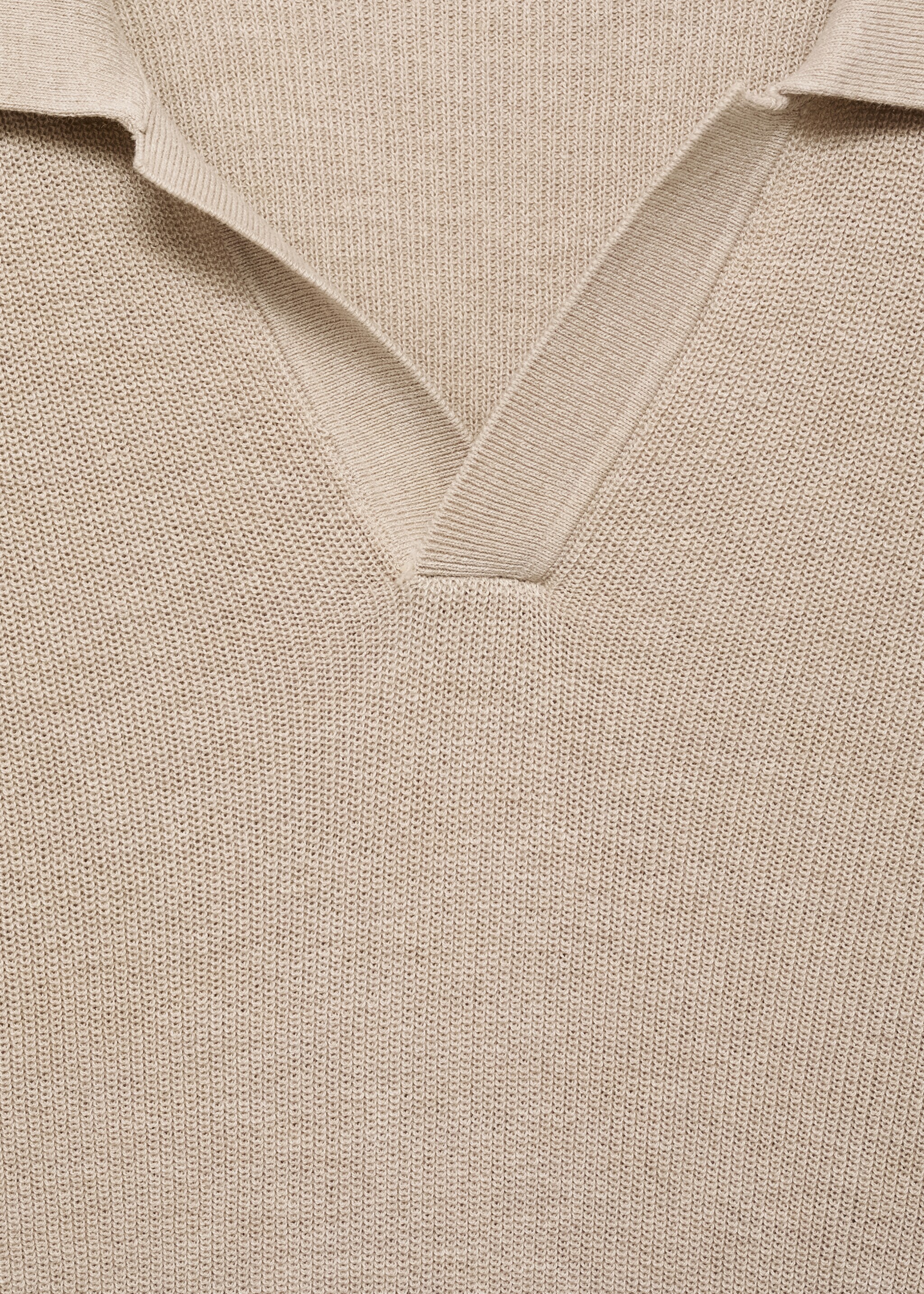 Strukturiertes Strick-Poloshirt - Detail des Artikels 8, Sandfarben. Ref: 87047897-00.