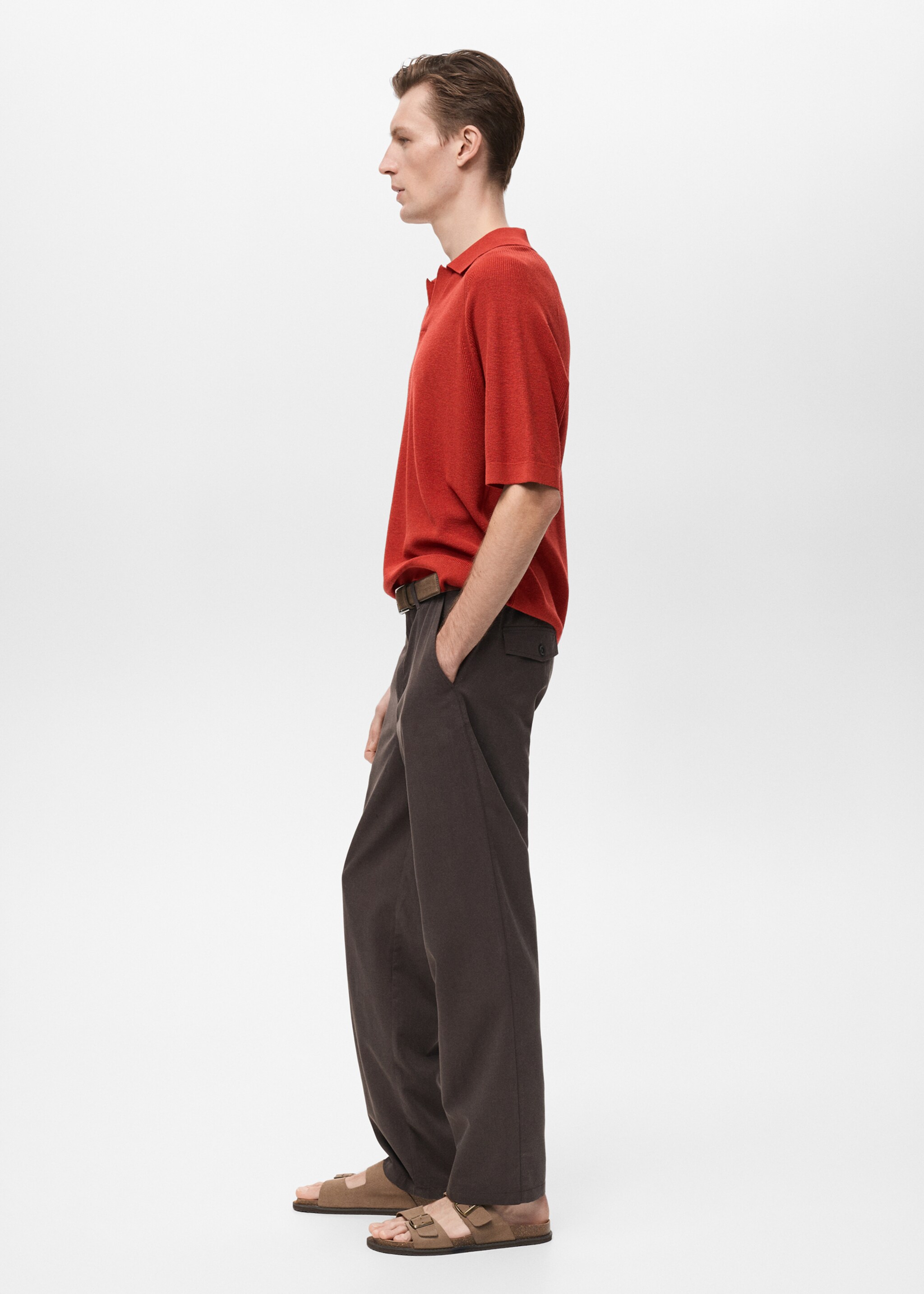 Structured knitted polo shirt - Details of the article 2, Red. Ref: 87047897-00.