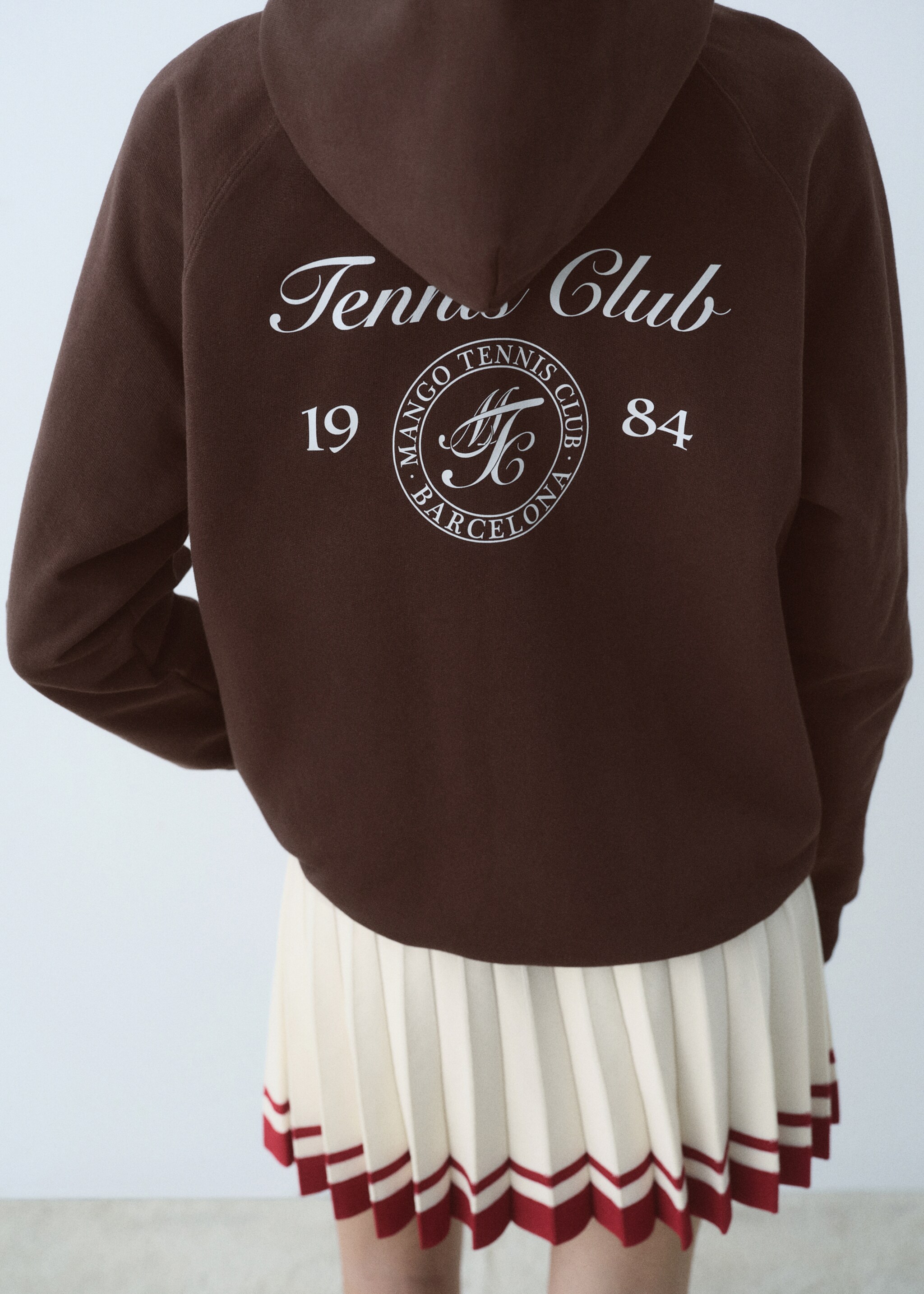 Hooded sweatshirt with printed message - Reverse of the article, Brown. Ref: 87047905-00.