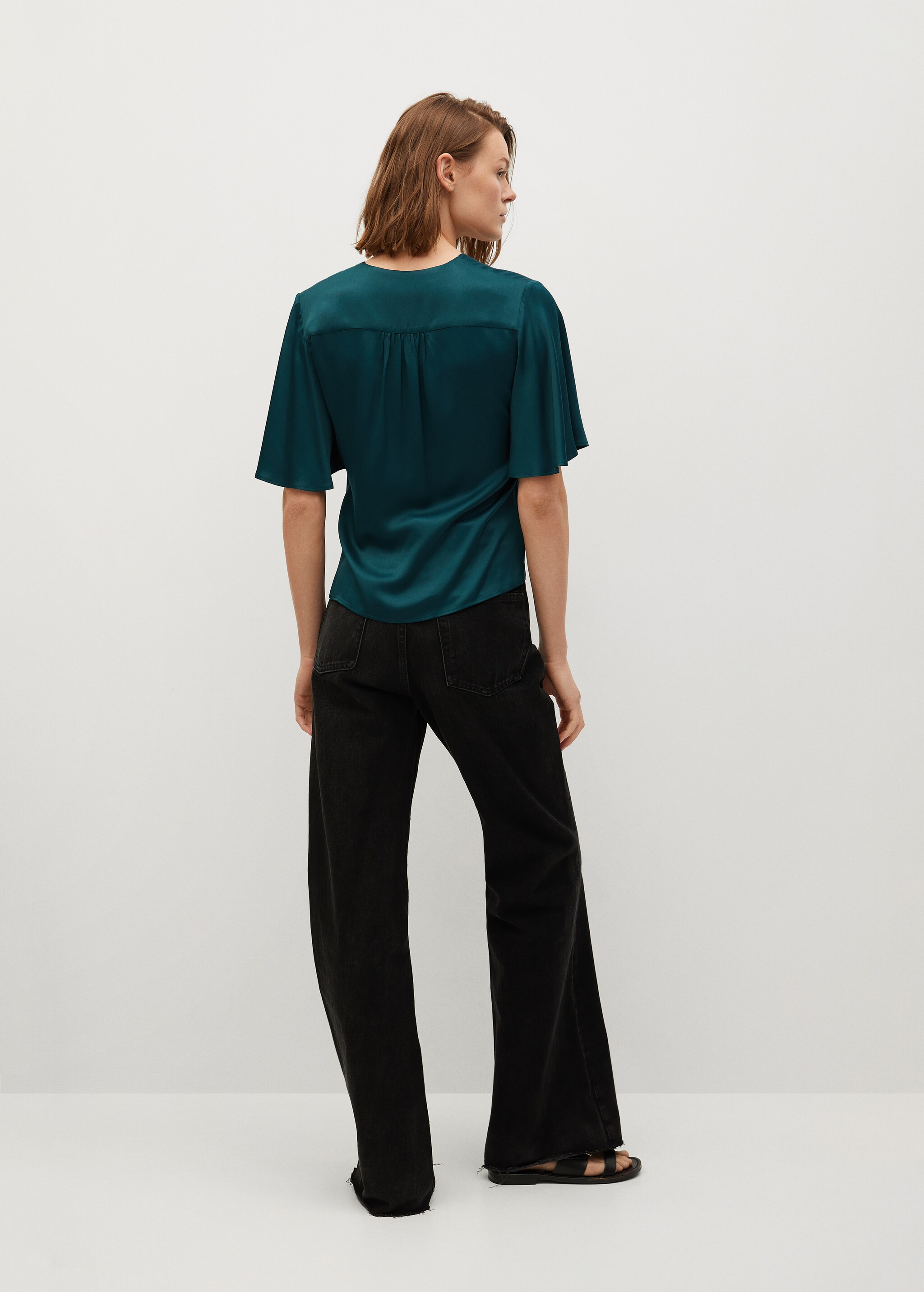Blusa fluida satinada - Reverso del artículo