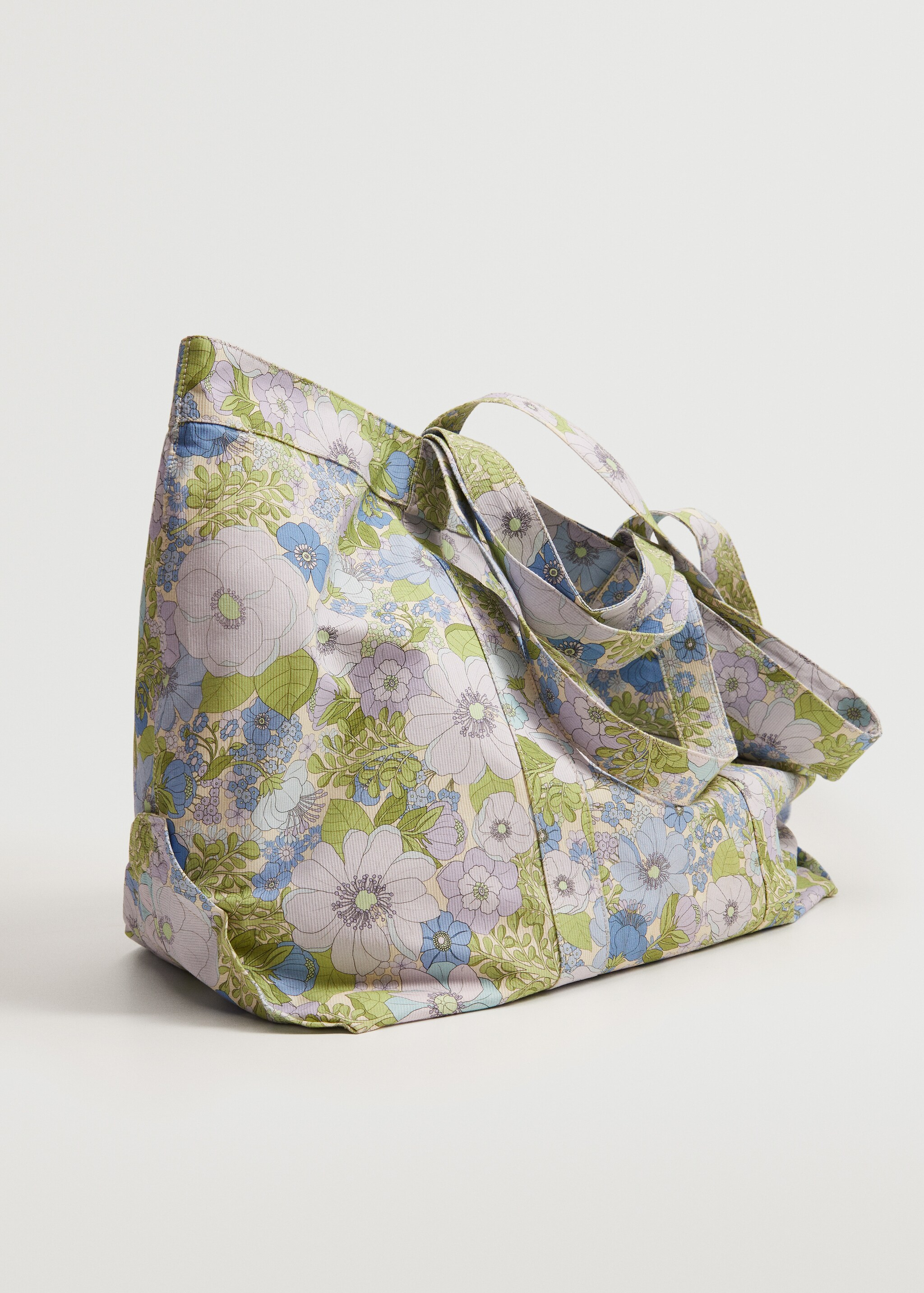 Maxi kabelka shopper - Náhled ve středové rovině
