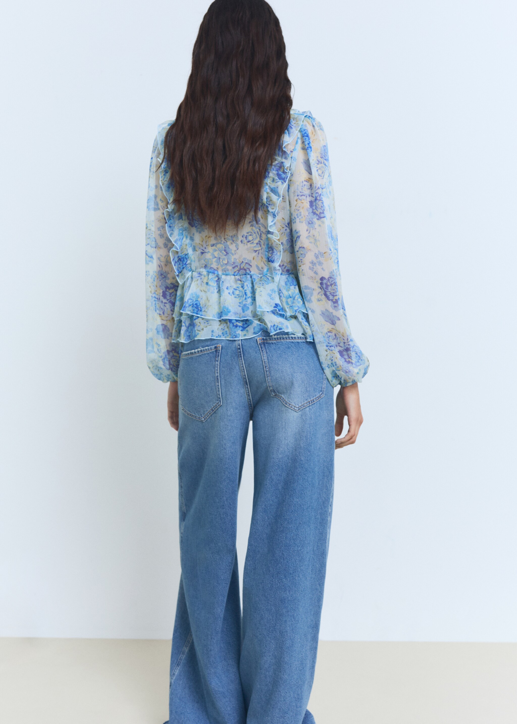 Blouse fleurie volants - Verso de l’article, Bleu ciel. Ref: 87048648-00.