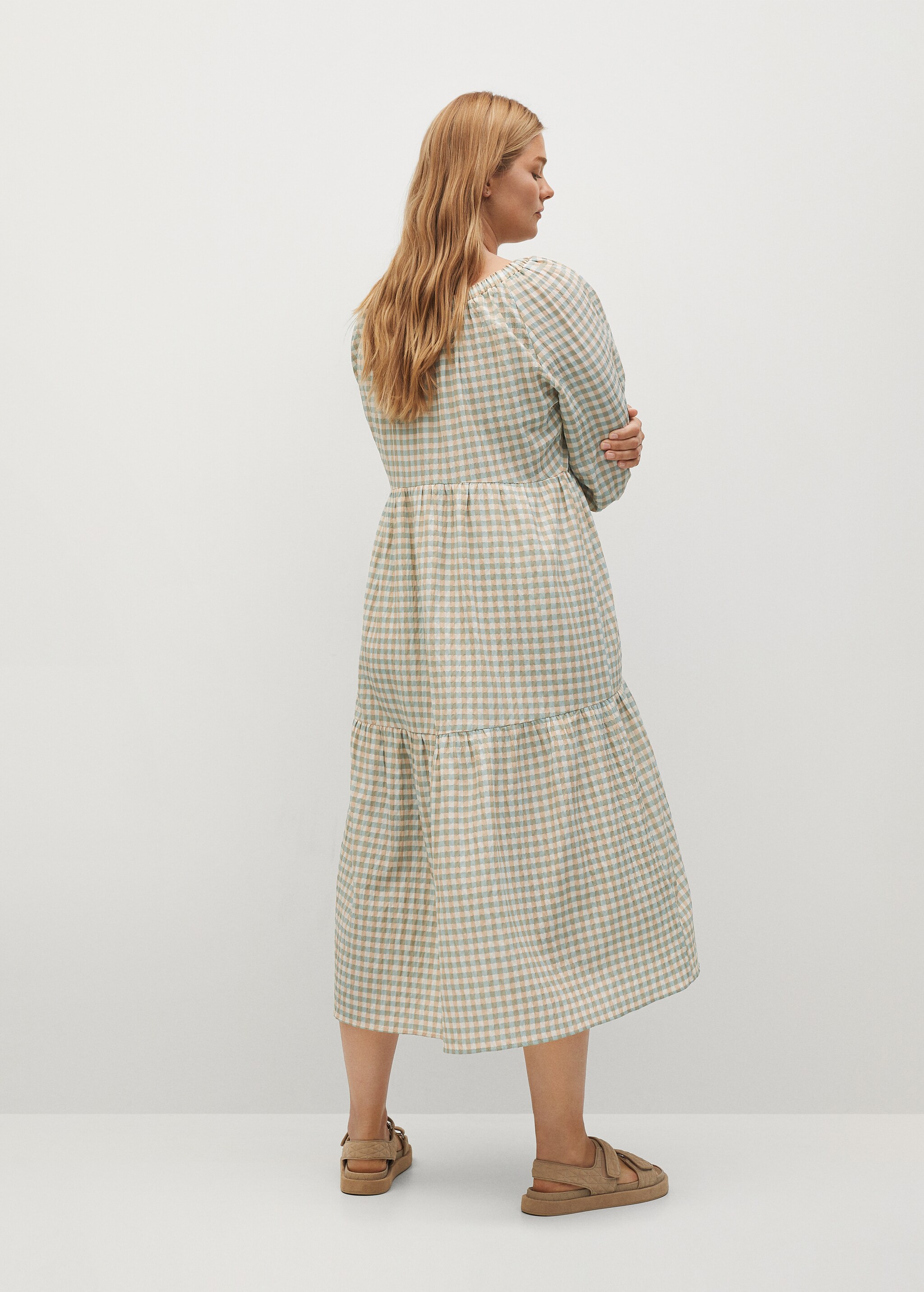 Vestido midi cuadros - Reverso del artículo