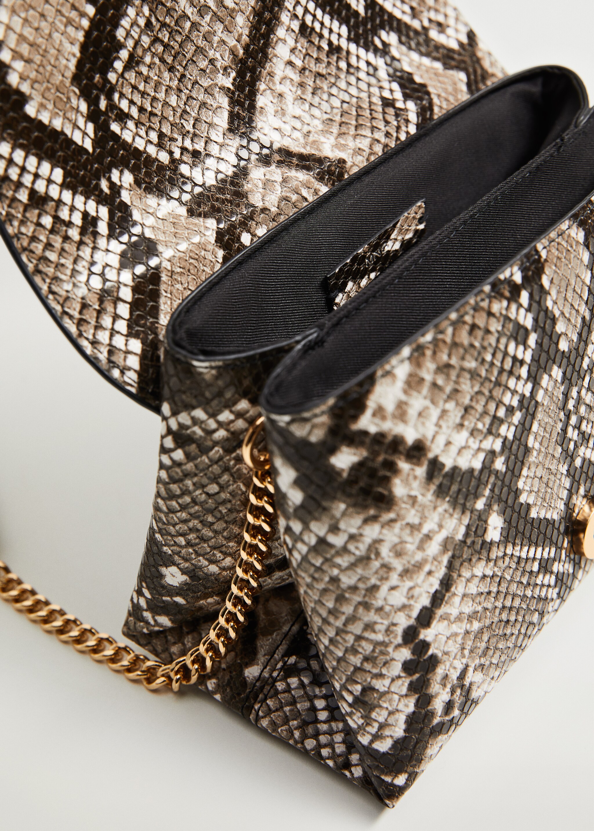 Bolso solapa cadena - Detalle del artículo 2