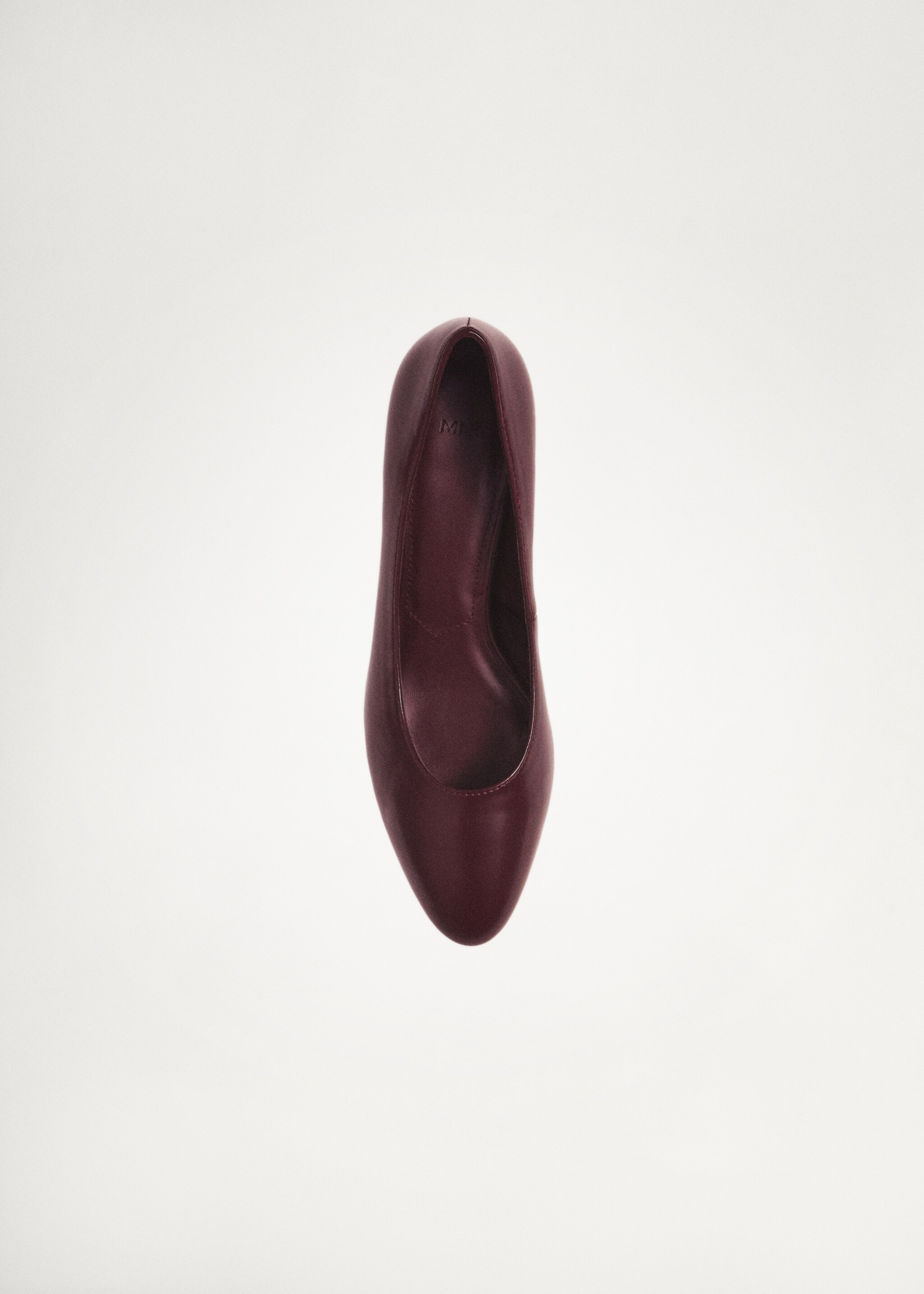 Kitten shoe with round toe - Details of the article 5, Burgundy. Ref: 87050210-00.