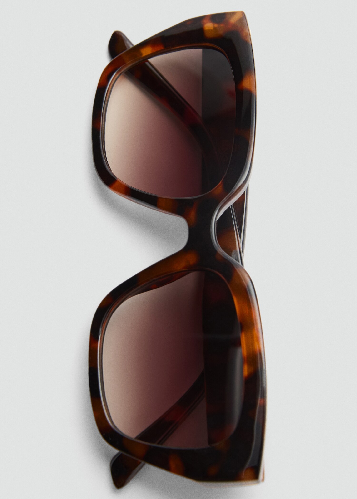 Resin frame sunglasses - Details of the article 2